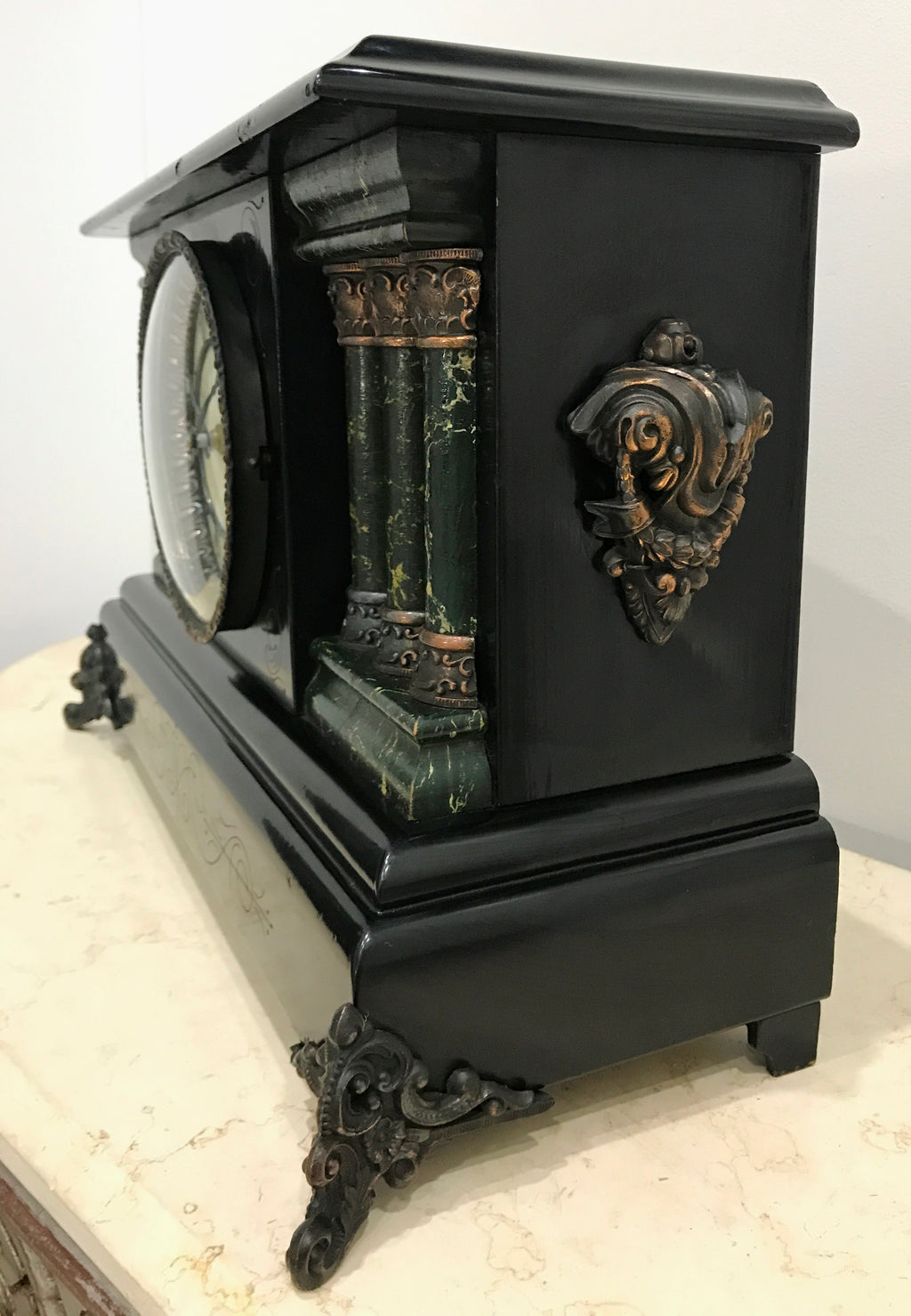 Original Antique Battery Clock | eXibit collection