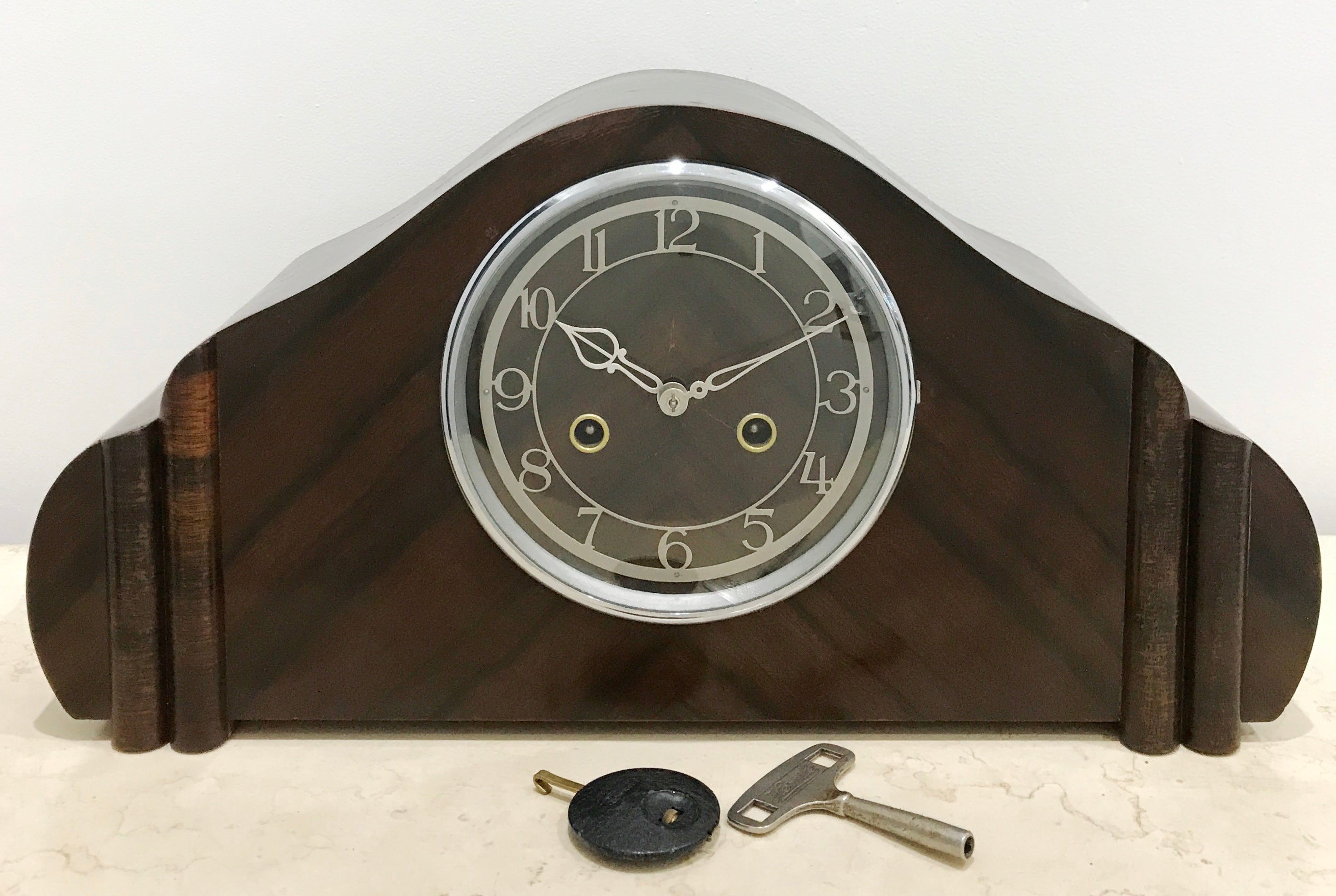 Original Vintage Enfield Mantel Clock | eXibit collection