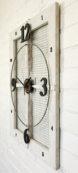 Vintage RUSTIC Wood & Metal Mesh Battery Wall Clock