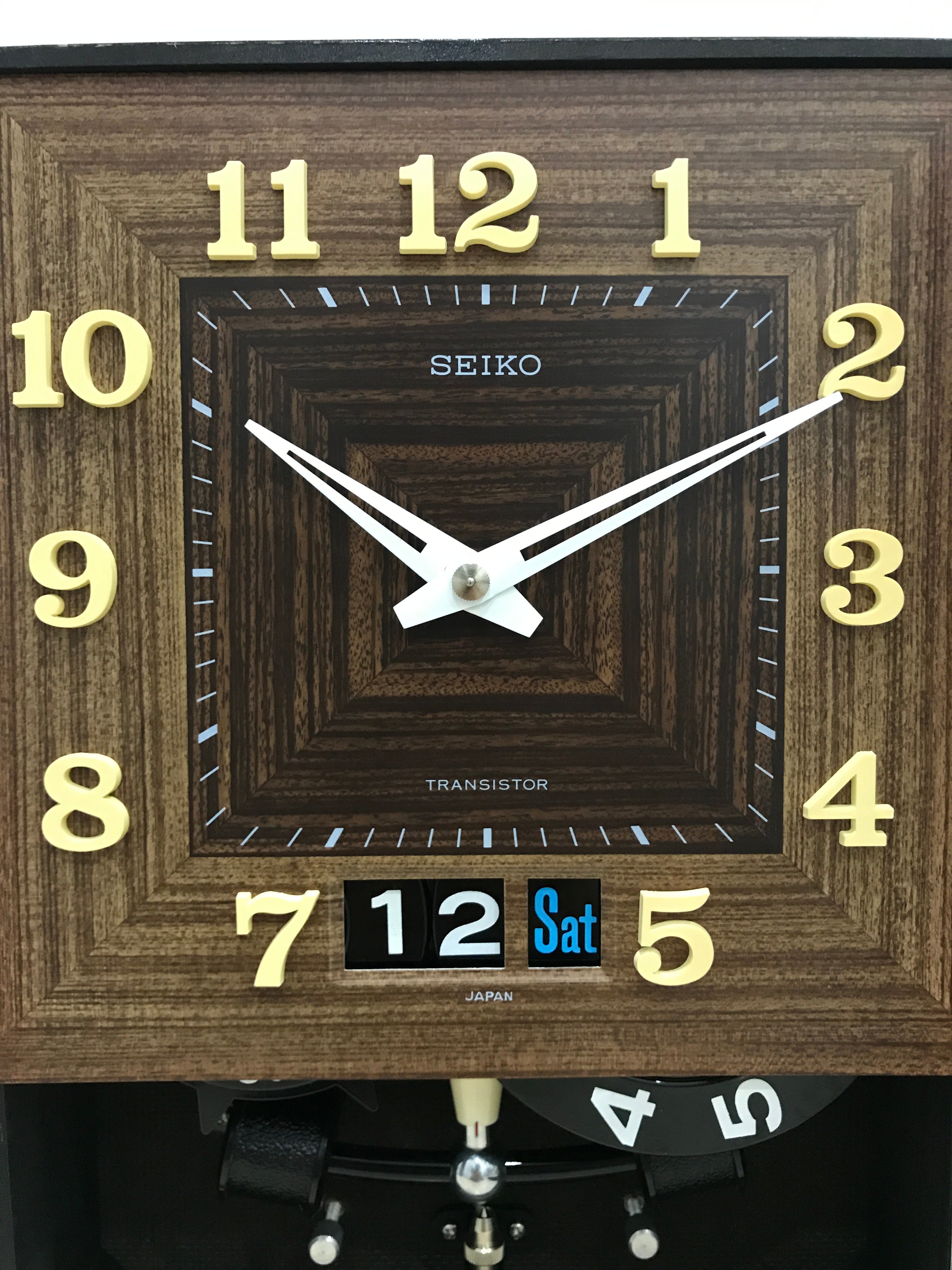 Vintage Time Date Transistor Battery Wall Clock | eXibit collection