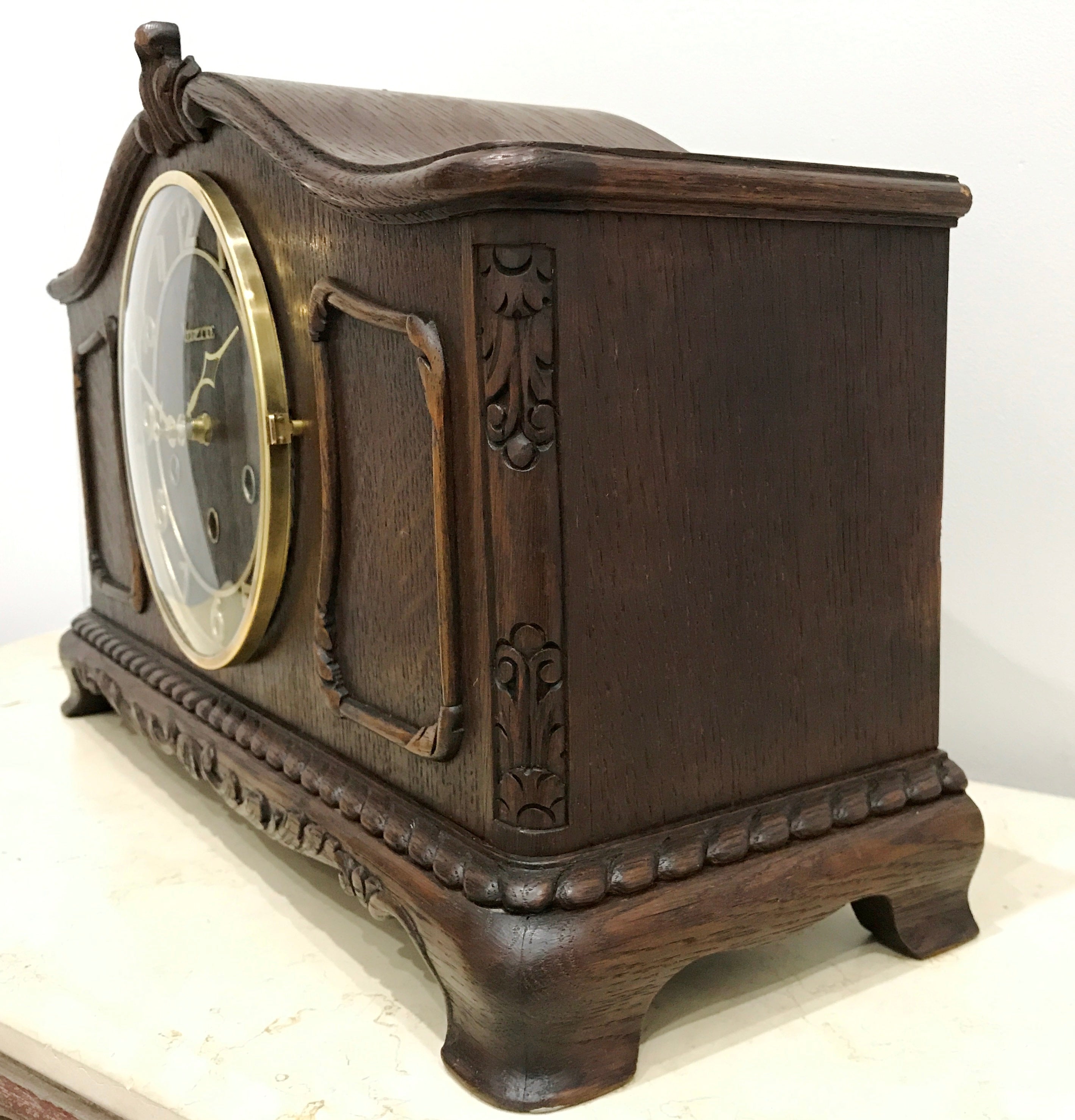 Original Vintage Battery Clock | eXibit collection