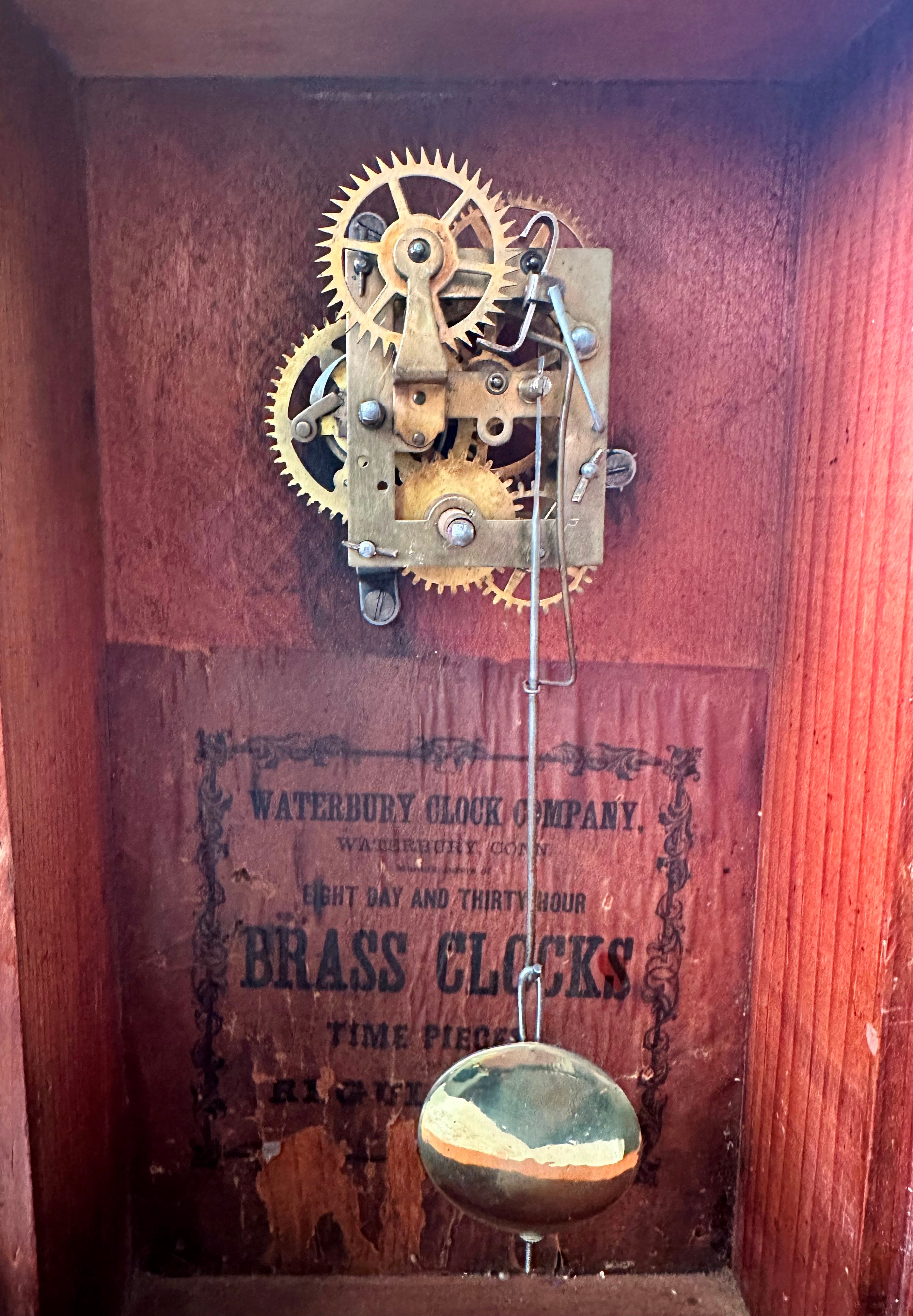 Antique Waterbury Pendulum Mantel Clock | eXibit collection