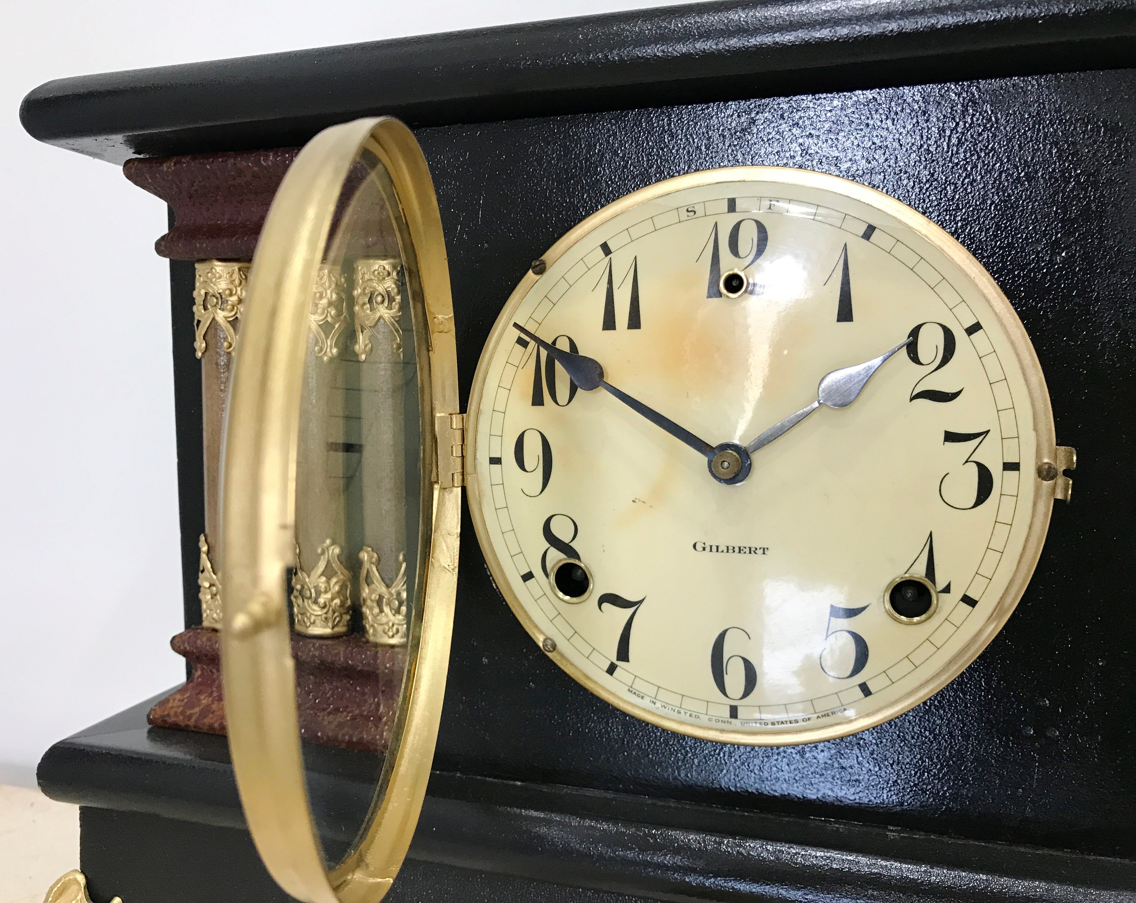 Antique Gilbert Mantel Clock | eXibit collection
