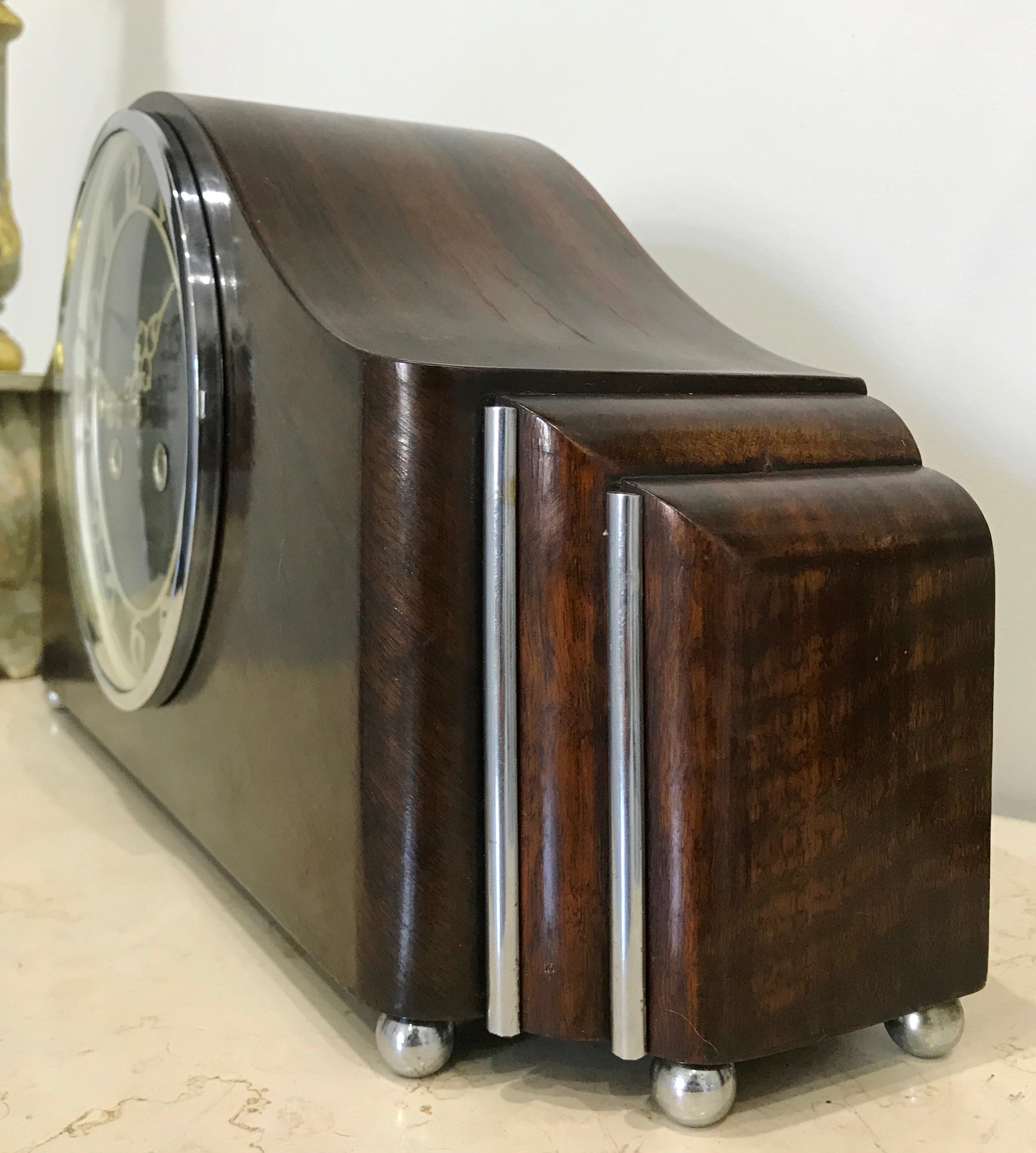 Original Vintage Battery Clock | eXibit collection