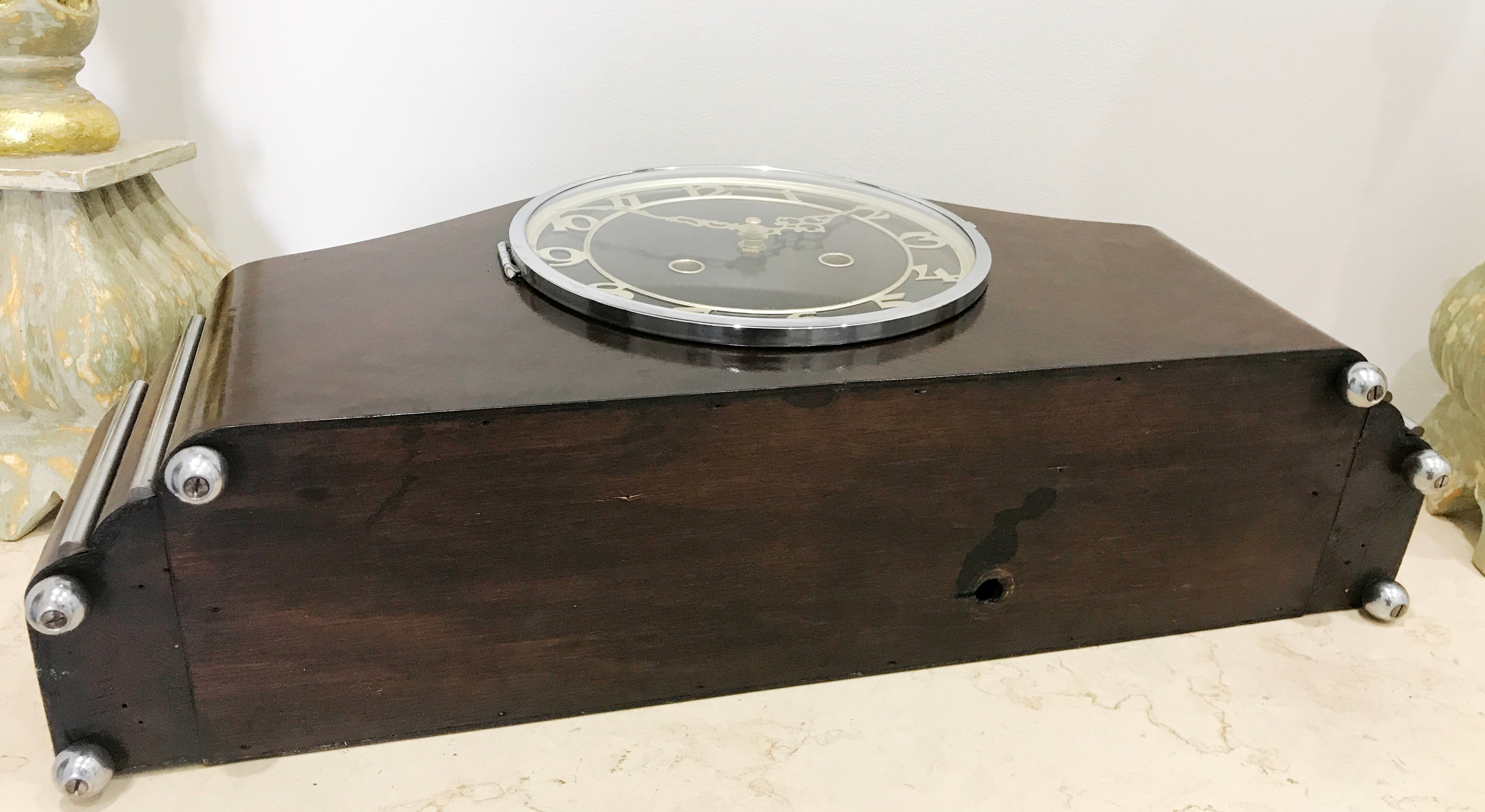 Original Vintage Battery Clock | eXibit collection