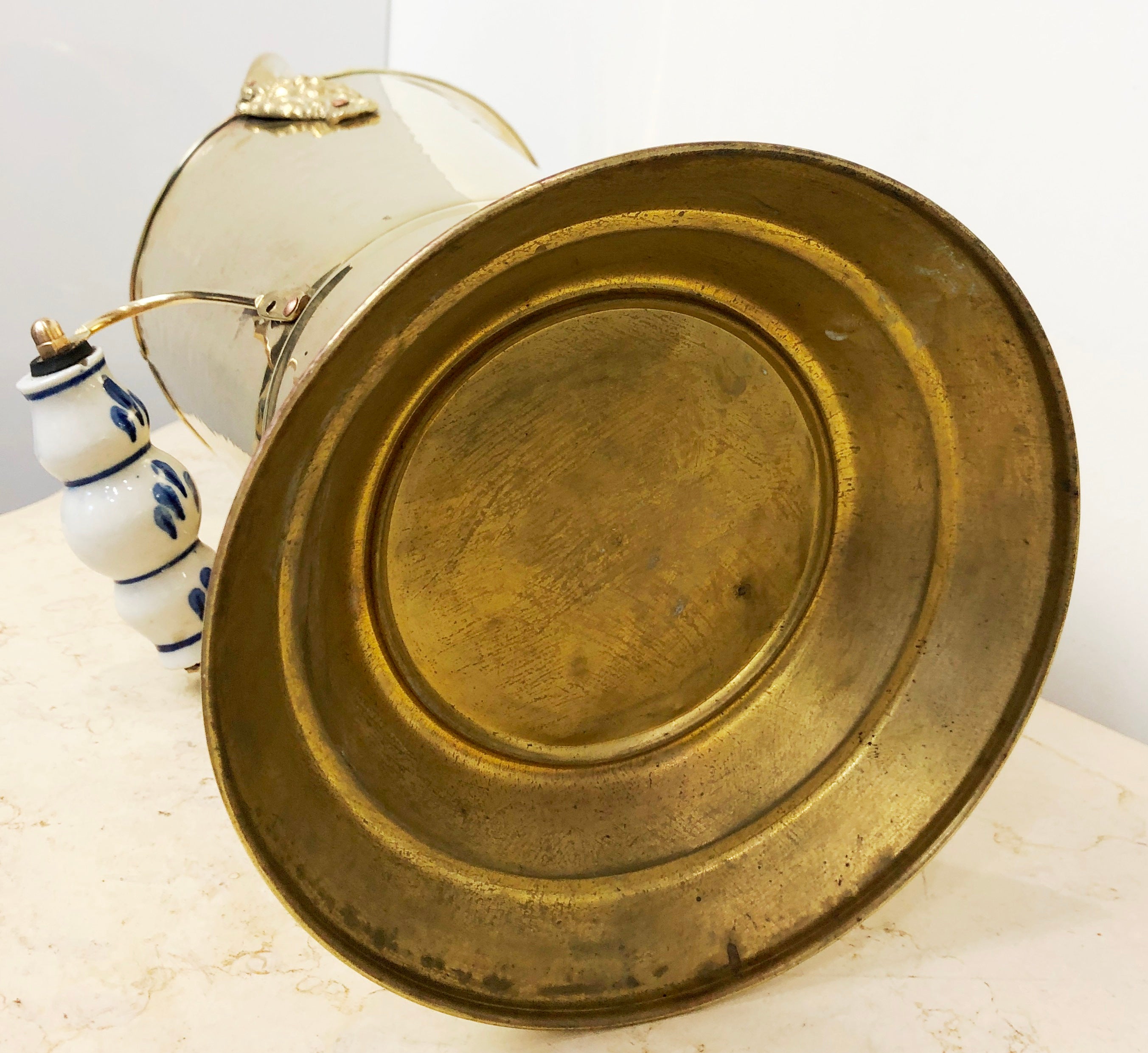 Vintage Copper & Brass Delft Handle Coal Scuttle Pot | eXibit collection