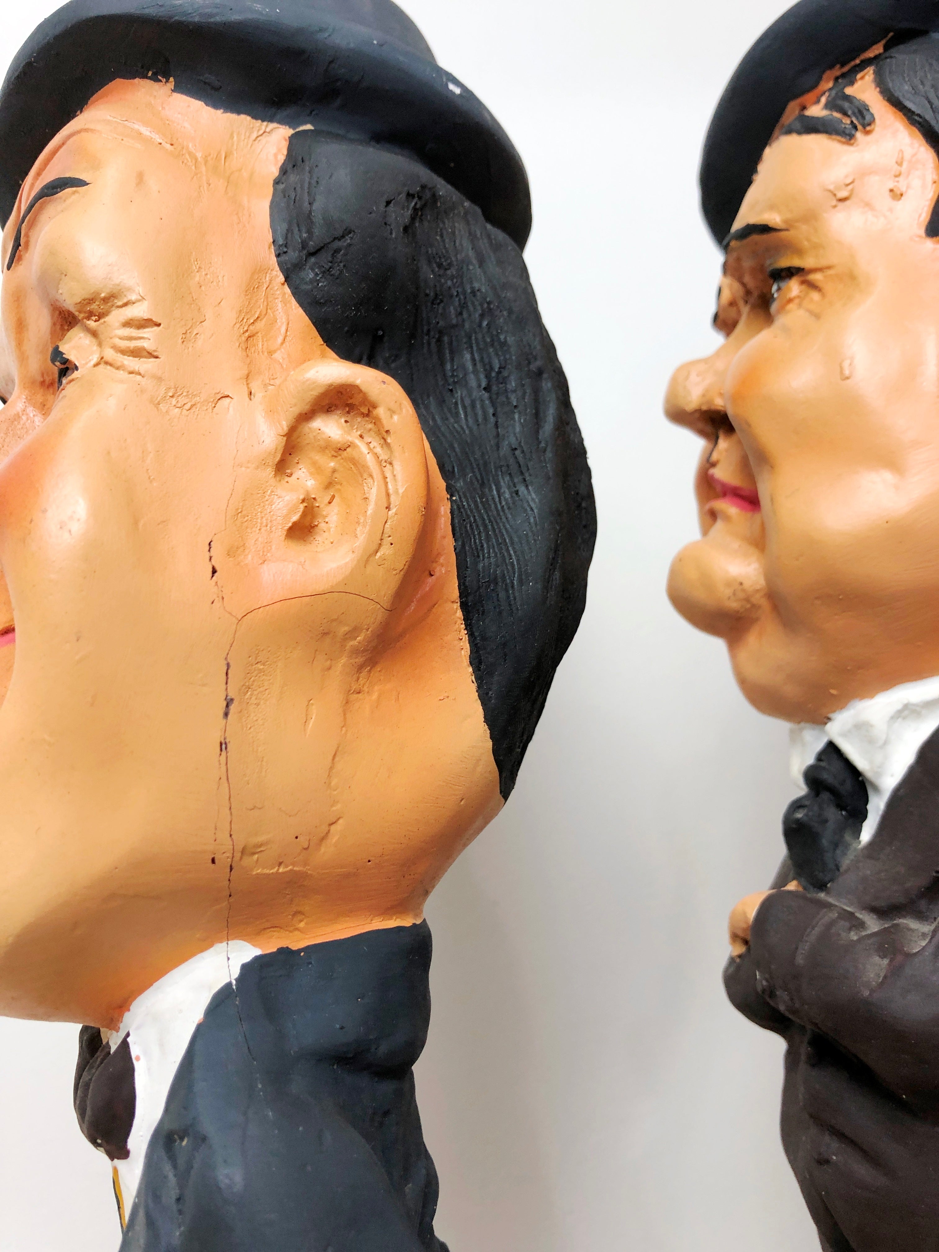 Vintage Laurel & Hardy Figurines | eXibit collection