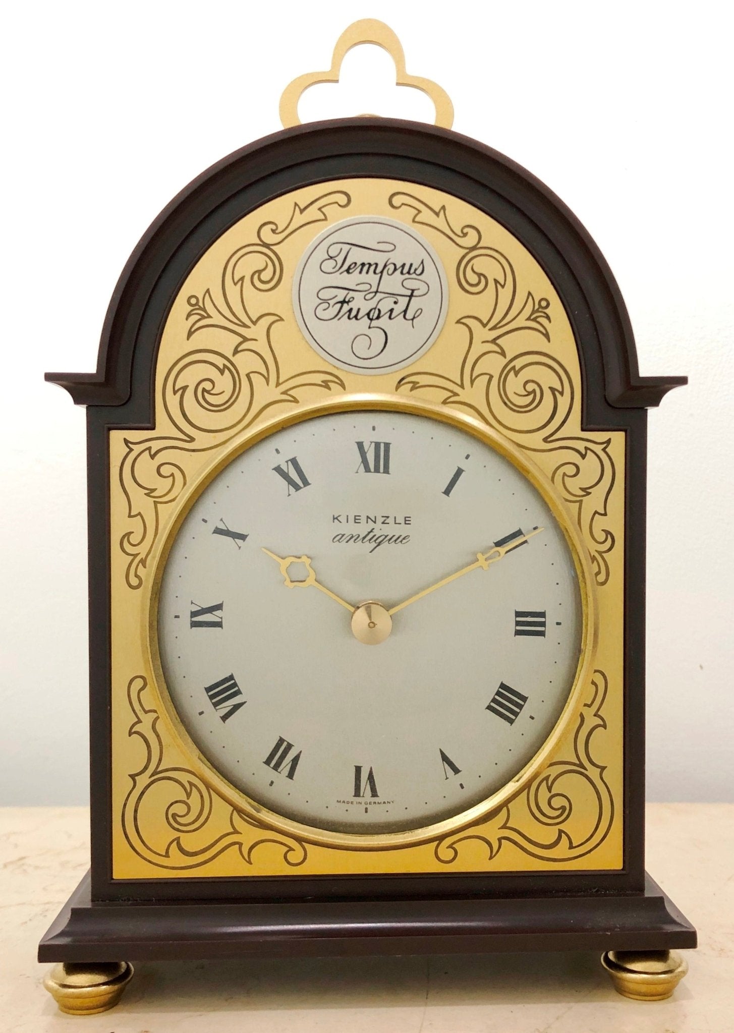 Vintage Bakelite Kienzle Tempus Fugit Quartz Mantel Clock | eXibit collection