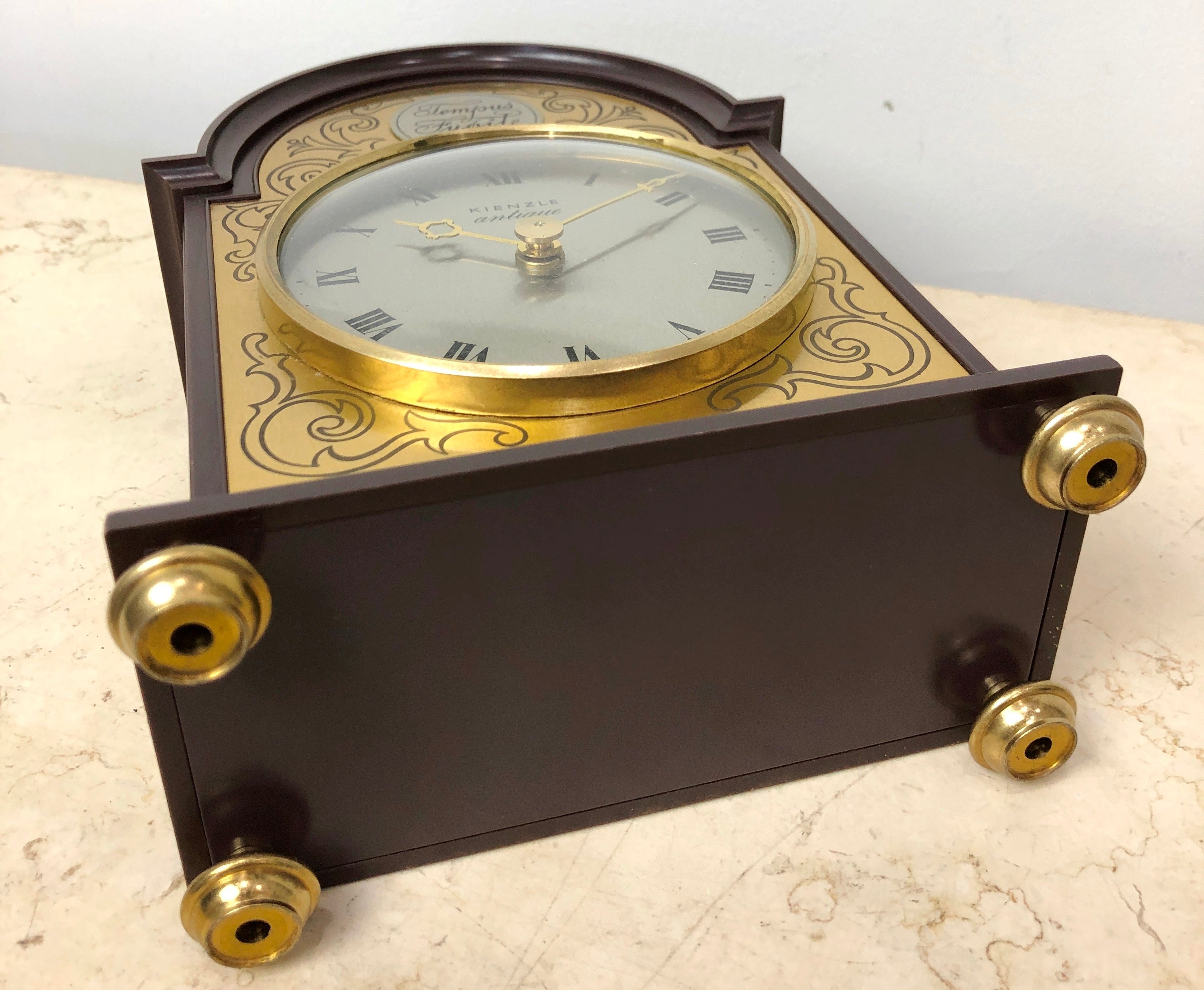 Vintage Bakelite Kienzle Tempus Fugit Quartz Mantel Clock | eXibit collection