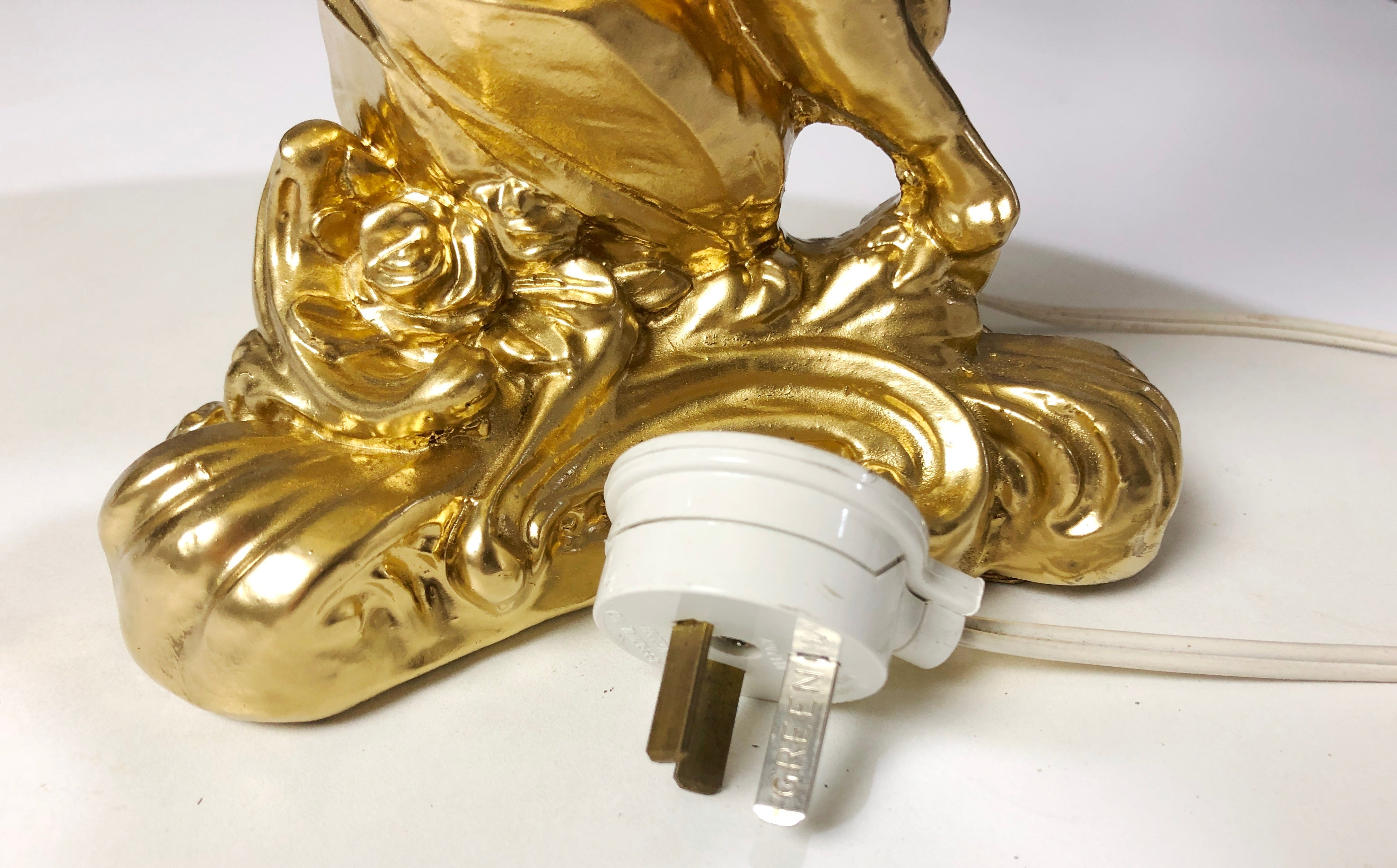 Vintage Ornate Gold Cherub Table Lamp | eXibit collection
