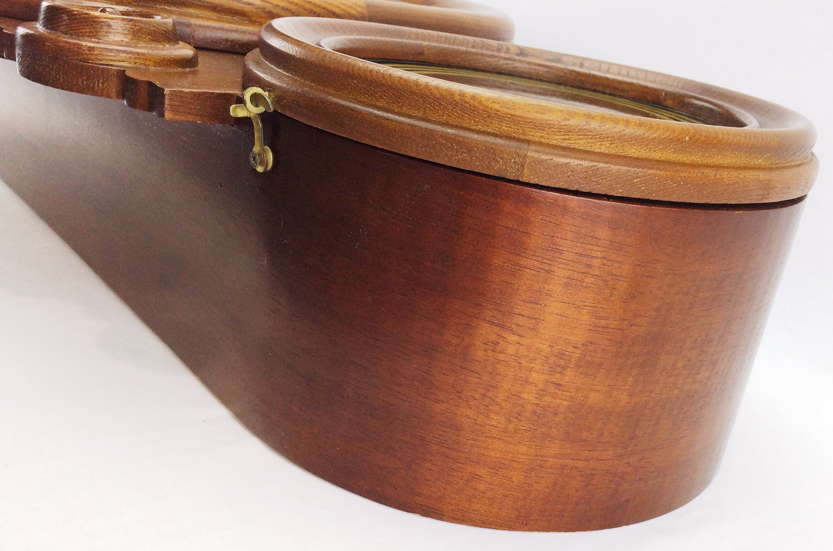 Antique Vintage Clocks & Décor | eXibit collection