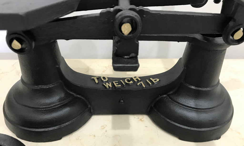 Vintage Cast Iron Kitchen Scale | eXibit collection