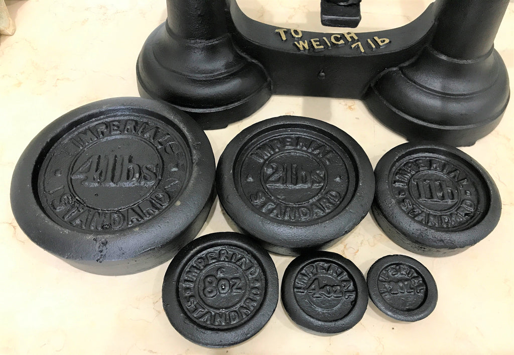 Vintage Cast Iron Kitchen Scale | eXibit collection