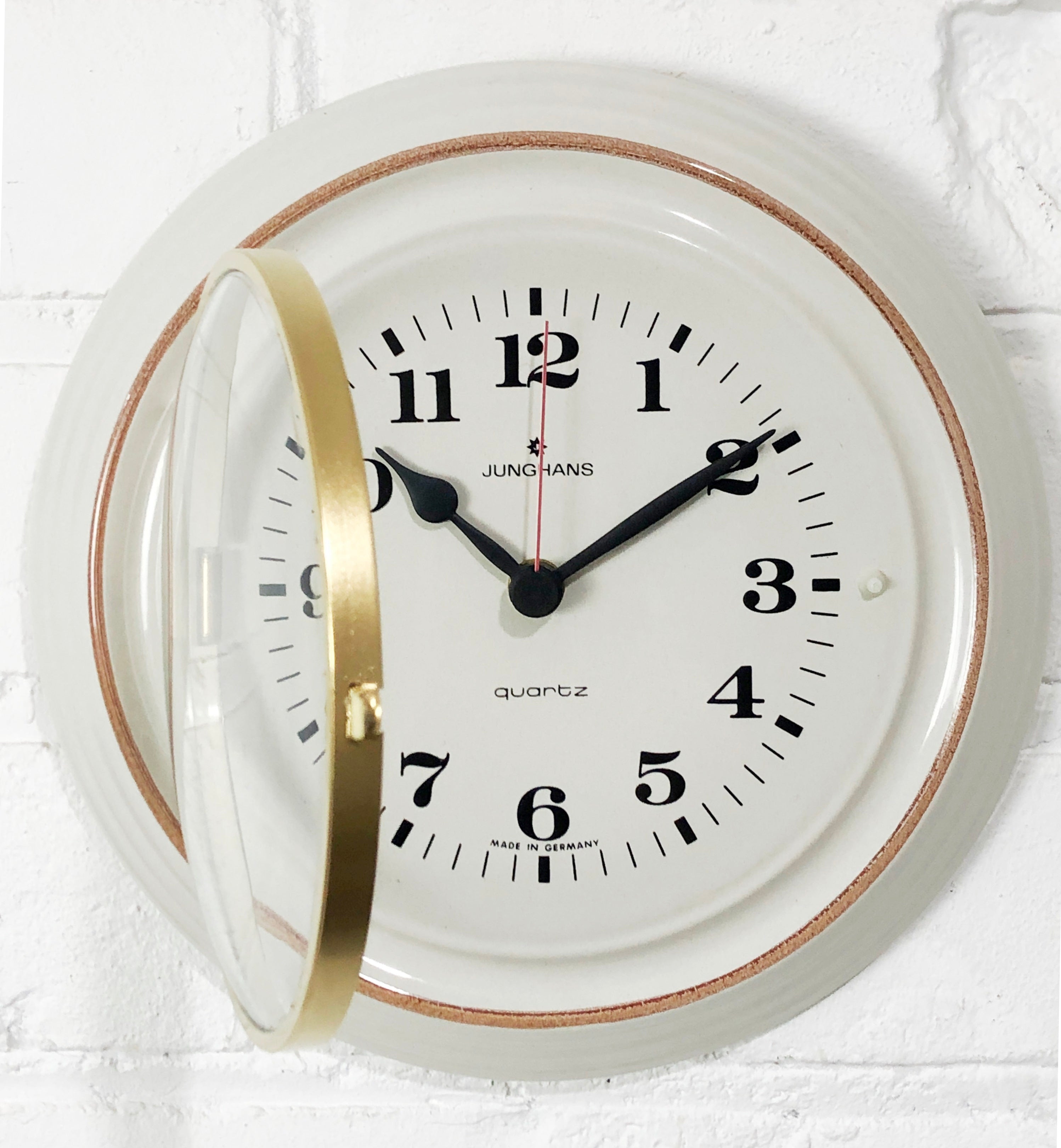 Vintage JUNGHANS Ceramic Quartz Kitchen Wall Clock | eXibit collection