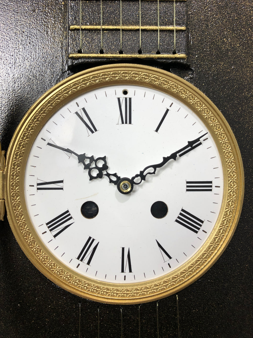 Original Suzuki Guitar Quartz Wall Clock | Adelaide Clocks