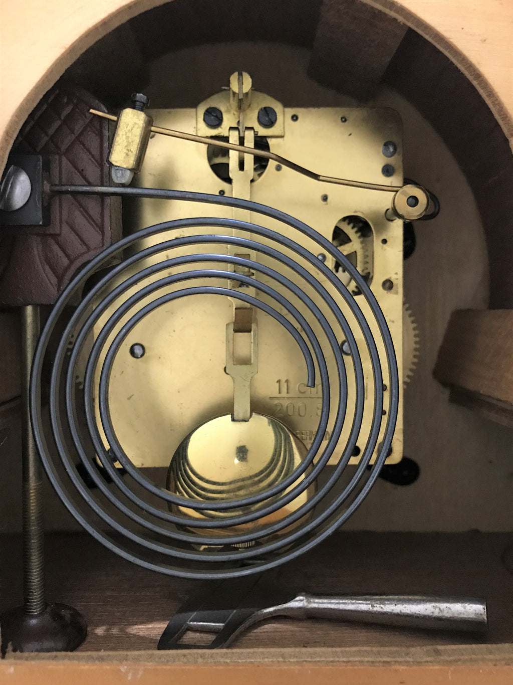 Vintage Art Deco Mantel Clock | eXibit collection