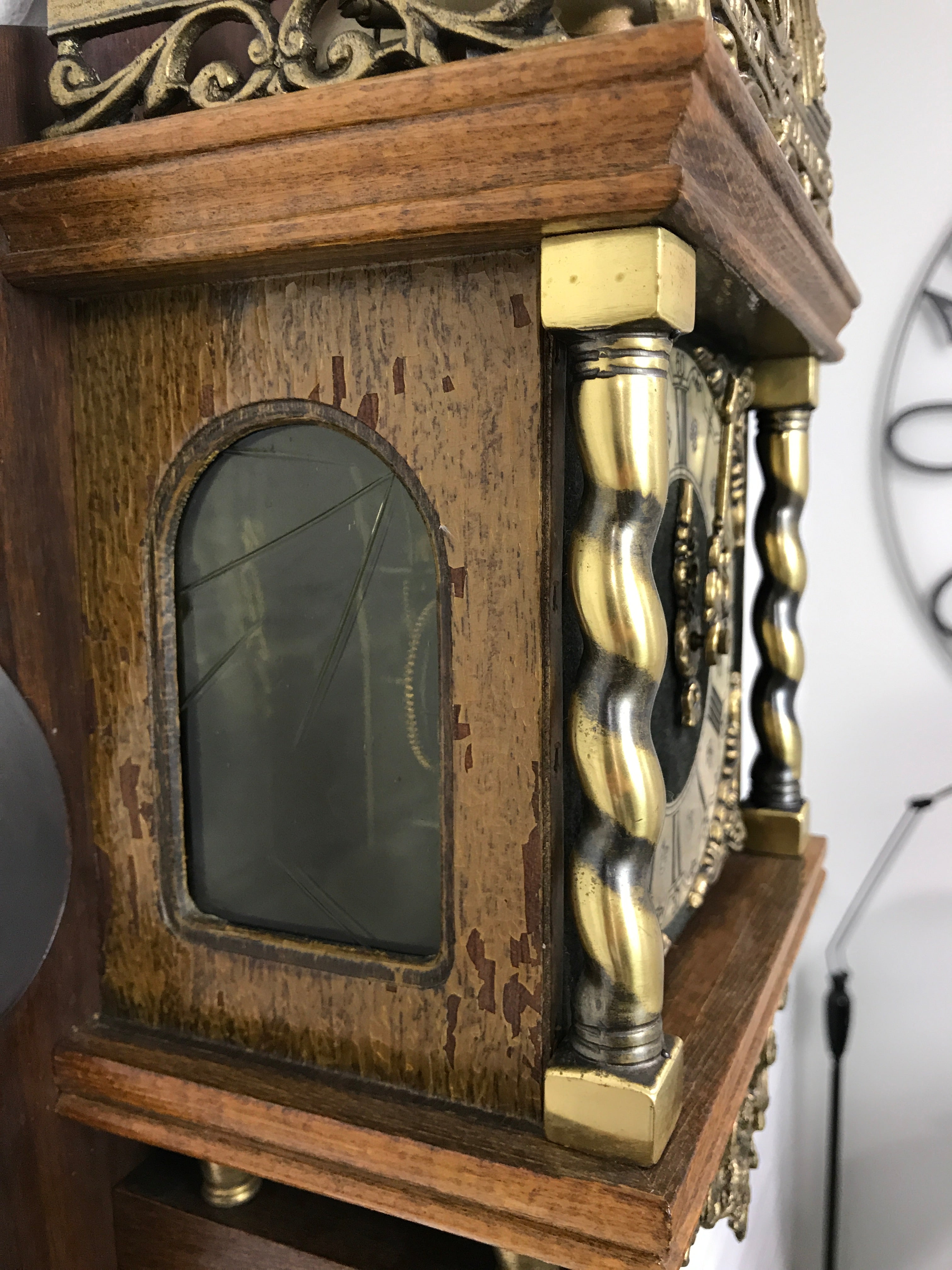 Vintage Atlas Dutch Wall Clock | eXibit collection