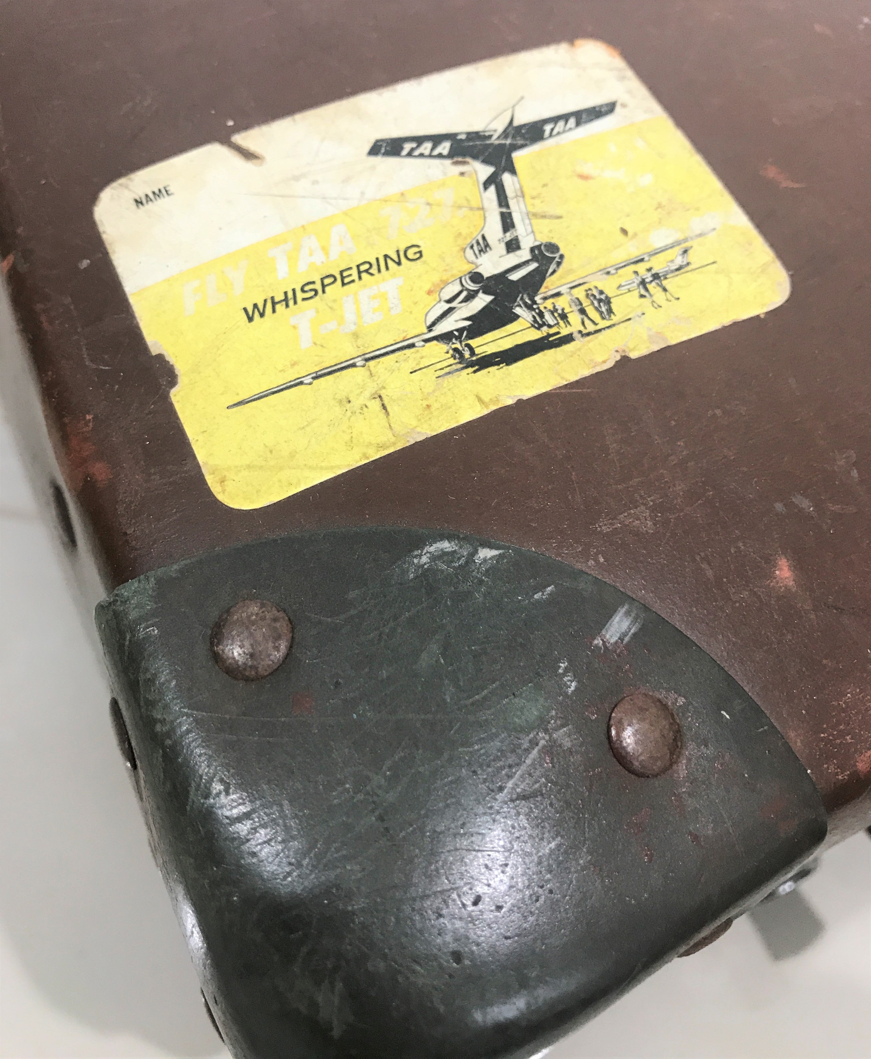Vintage Travel Suitcase | eXibit collection