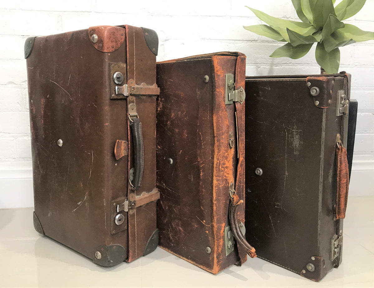 Vintage set of Travel Suitcases Adelaide Clocks