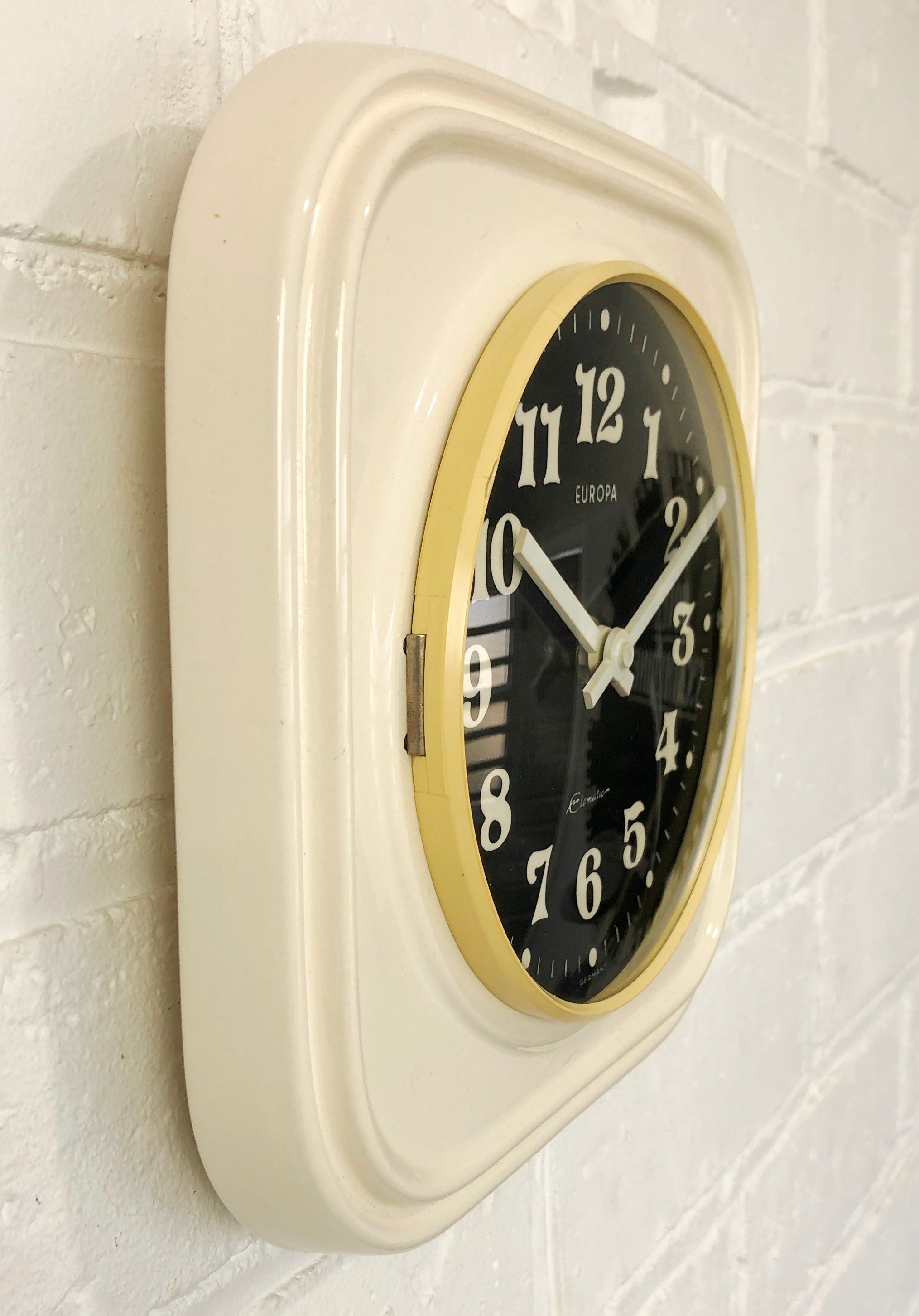 Original Vintage EUROPA Elomatic Ceramic Wall Clock | eXibit collection