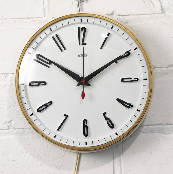 Vintage METAMEC Electric Wall School Clock | eXibit collection