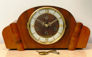 Vintage URGOS West, Whitt & St Mich Chime ABBEY Mantel Clock | eXibit collection