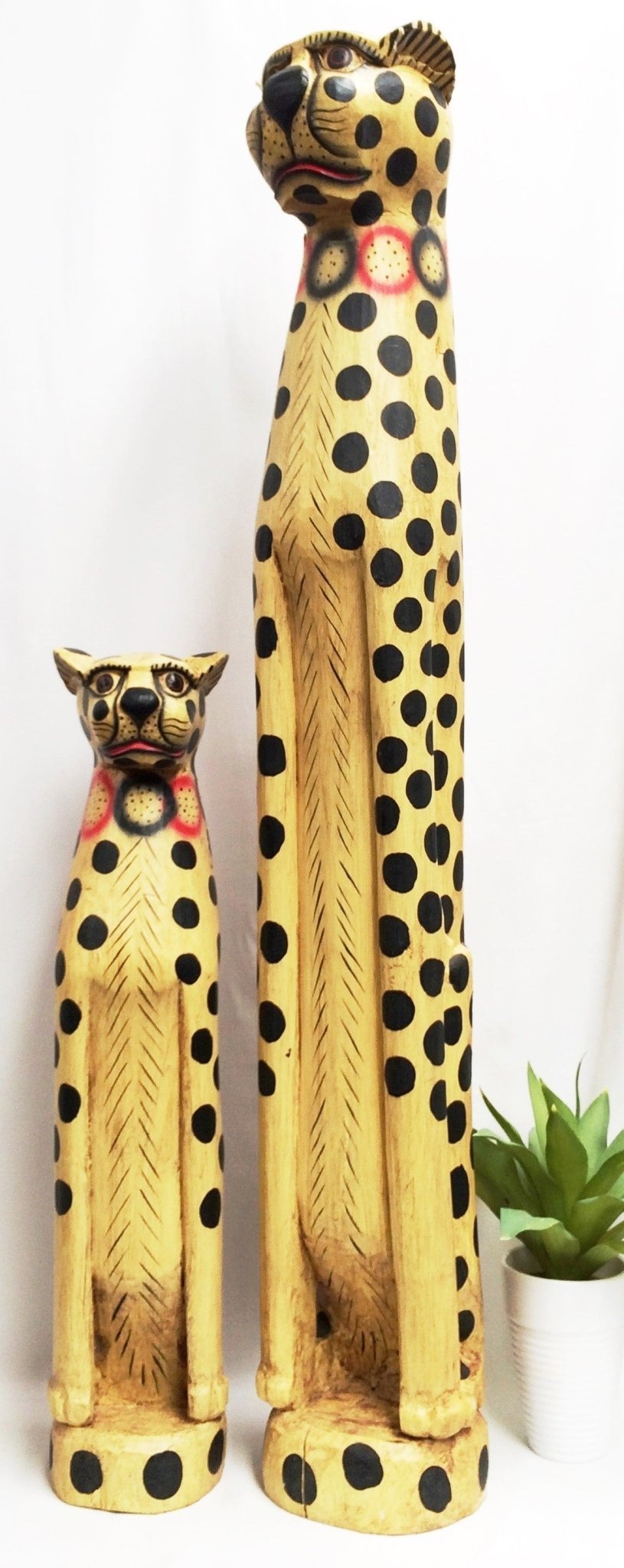 Spotted Cheetah Leopard Cat Sculptures | eXibit collection