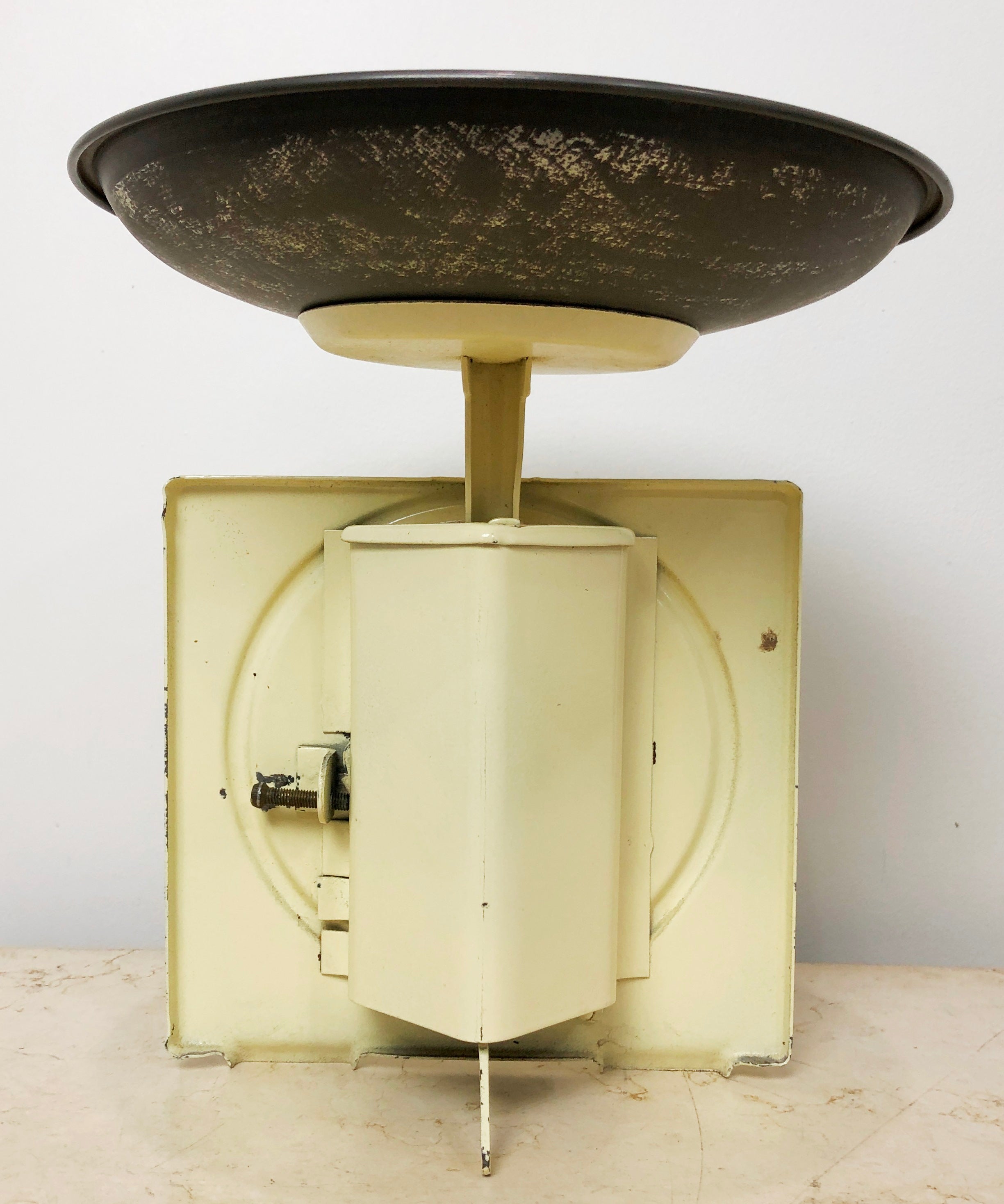 Original Vintage FREYA Metal Kitchen Scale | eXibit collection
