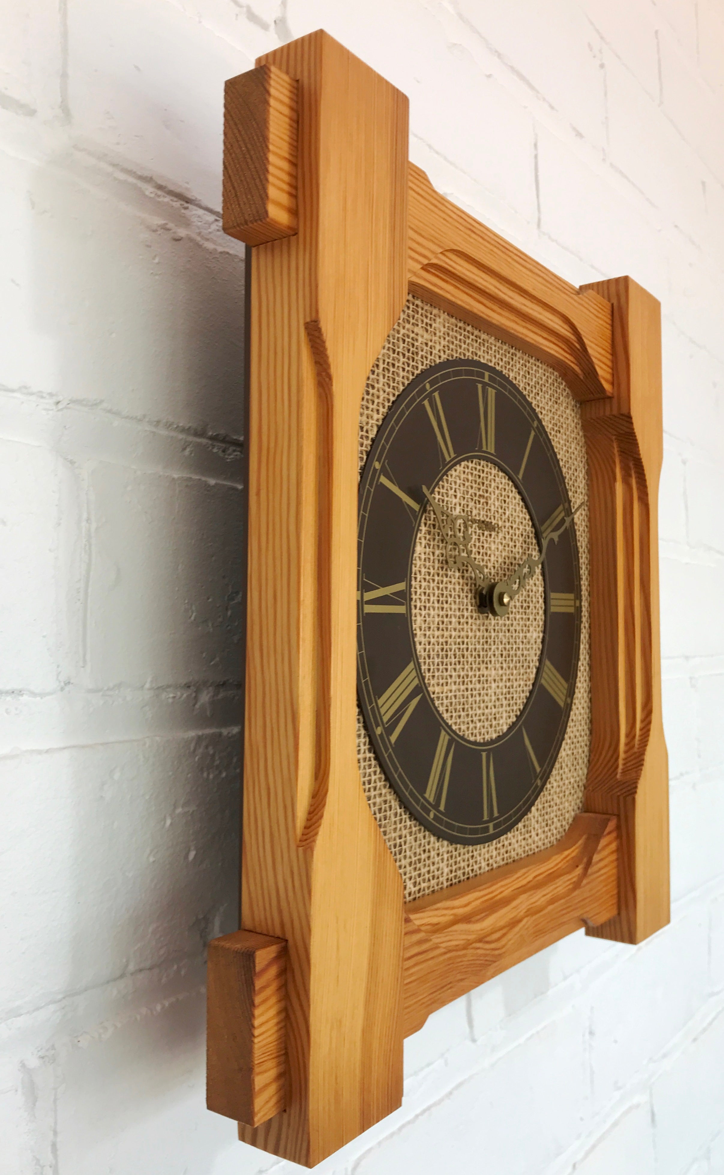 Vintage RICHTER German Battery Wall Clock | eXibit collection