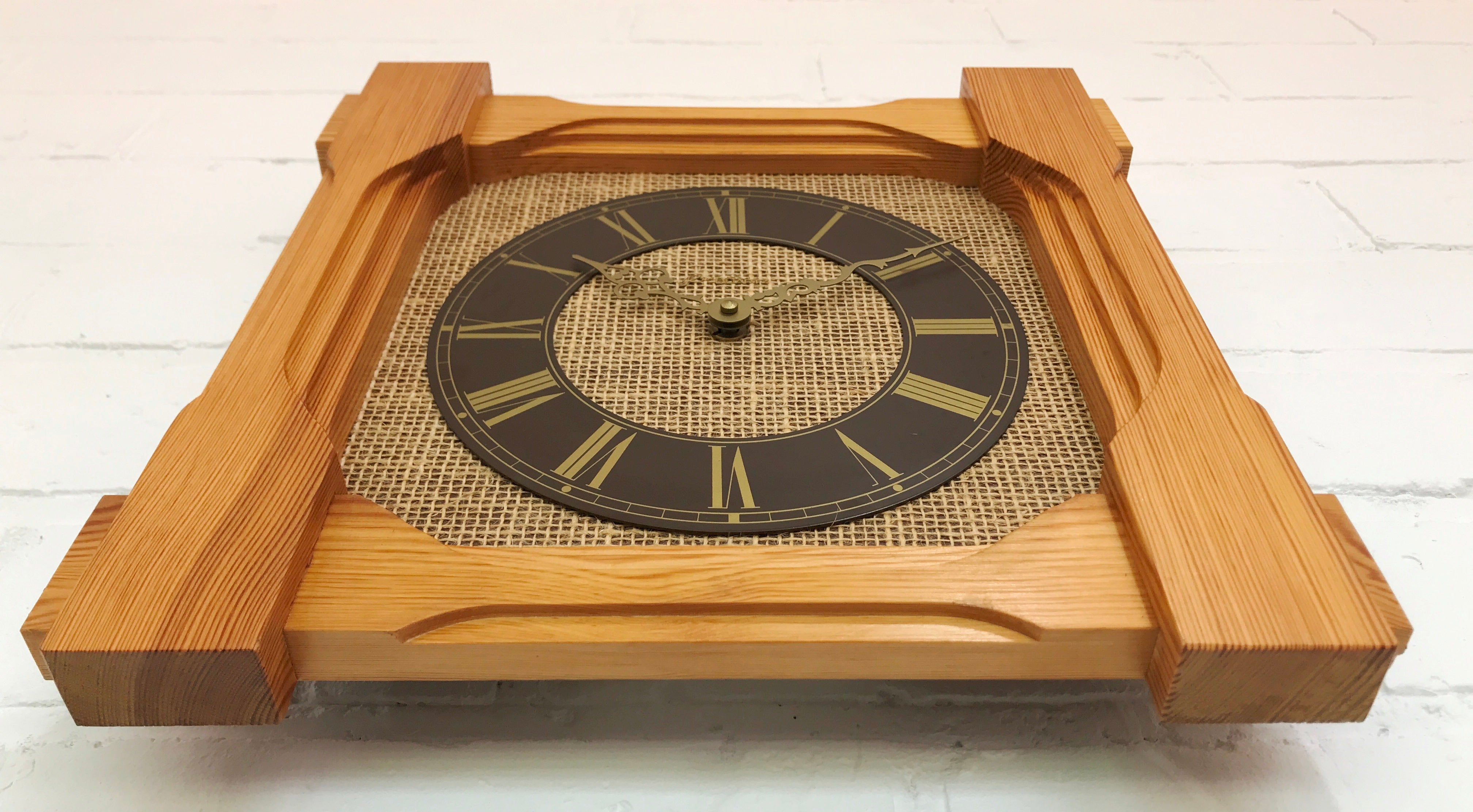 Vintage RICHTER German Battery Wall Clock | eXibit collection