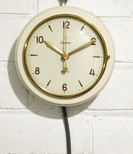 Vintage JUNGHANS Electric Kitchen Wall Clock | eXibit collection