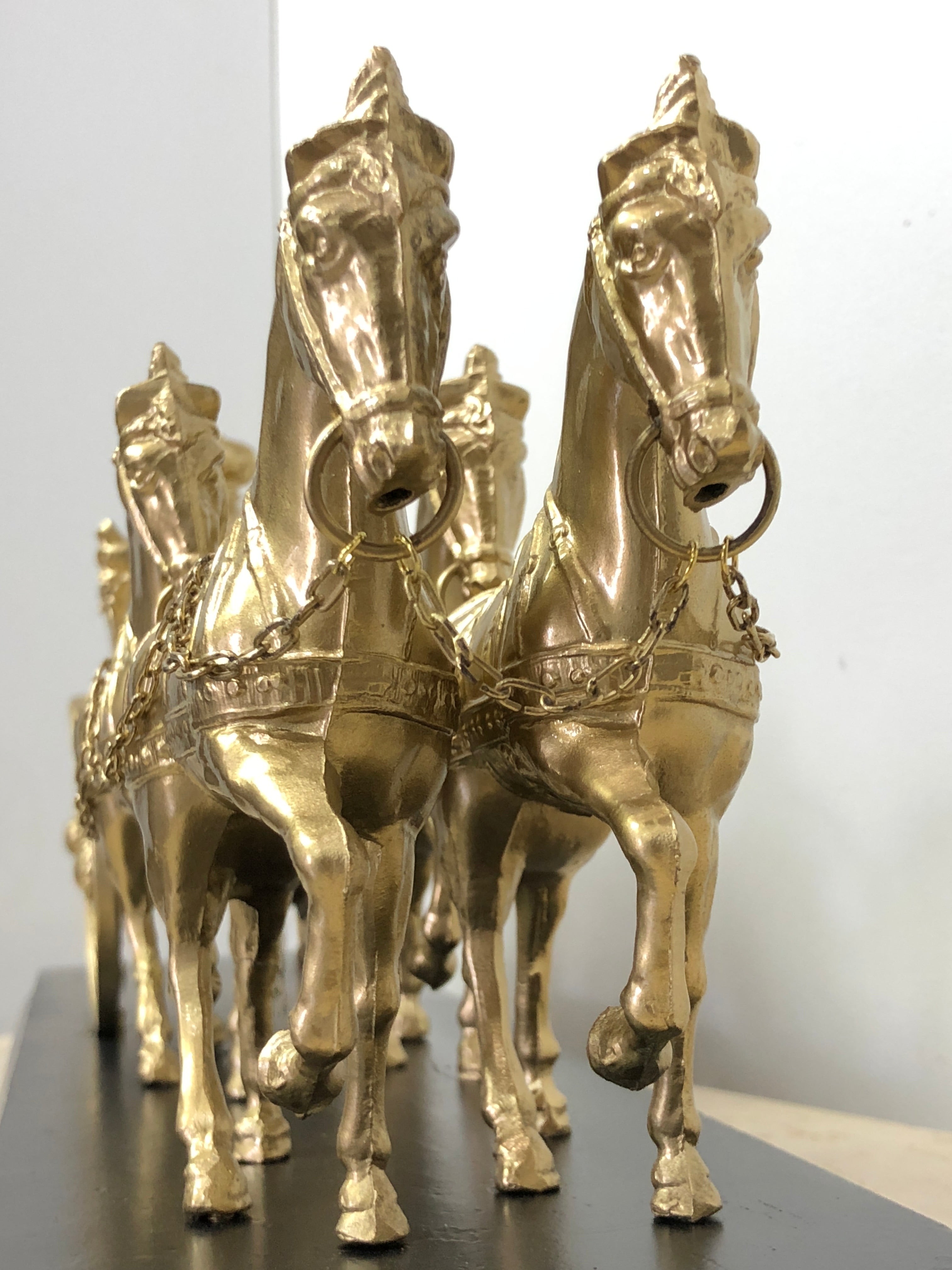 Vintage Brass Horse and Royal Carriage Mantel Clock | eXibit collection