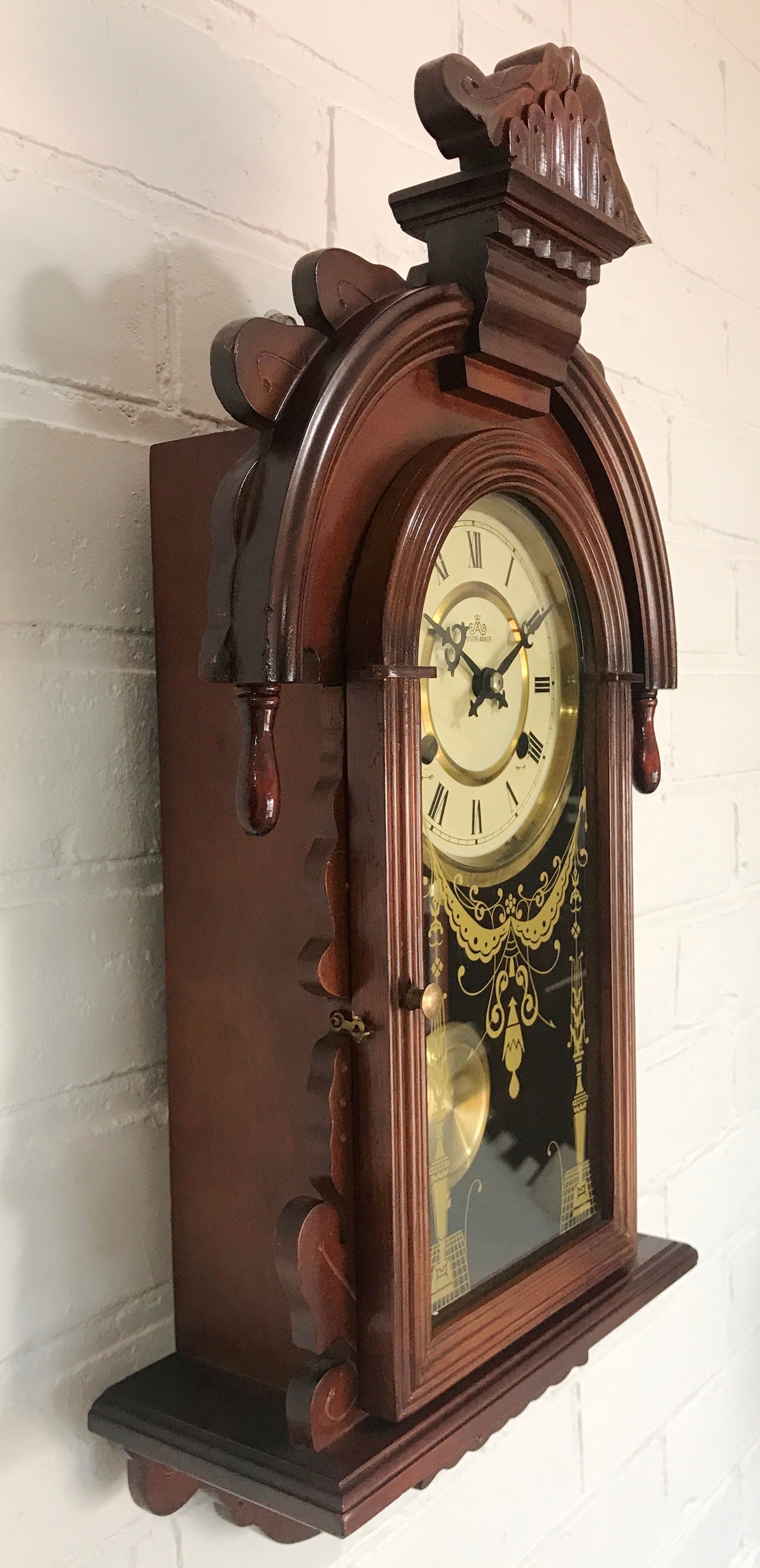 Vintage 31 Day Wall Clock | eXibit collection