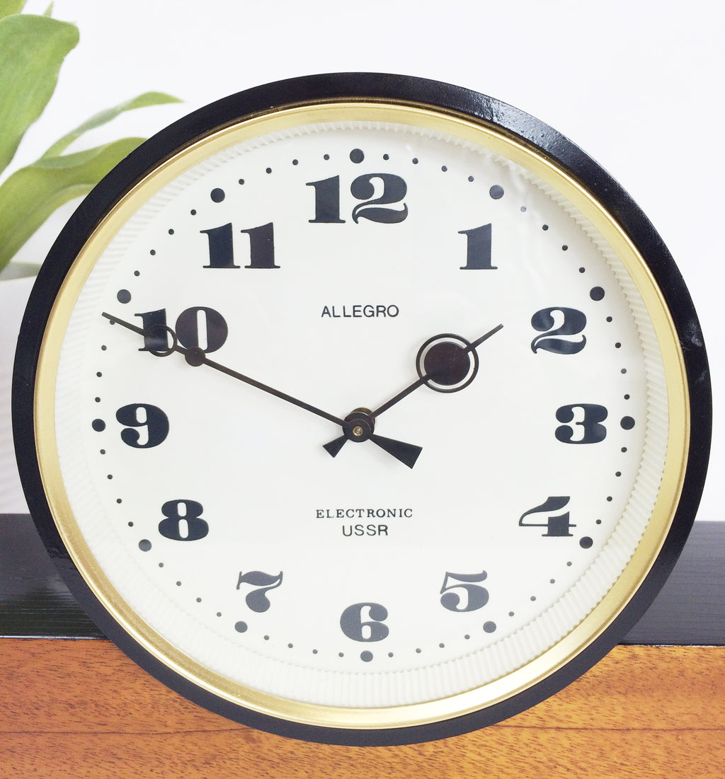 Antique Vintage Clocks & Décor | eXibit collection