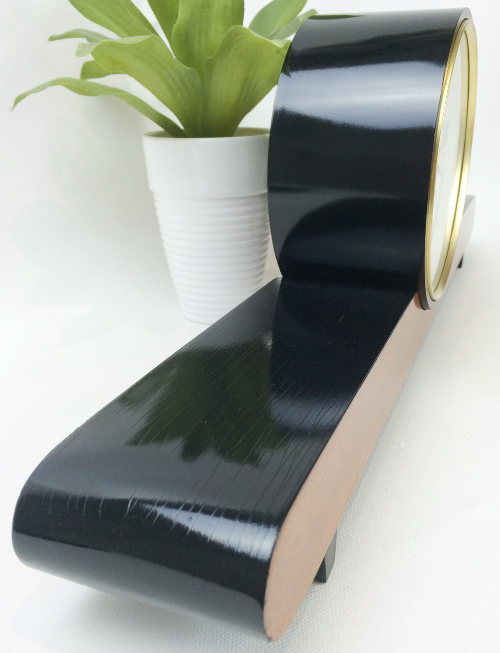 Antique Vintage Clocks & Décor | eXibit collection