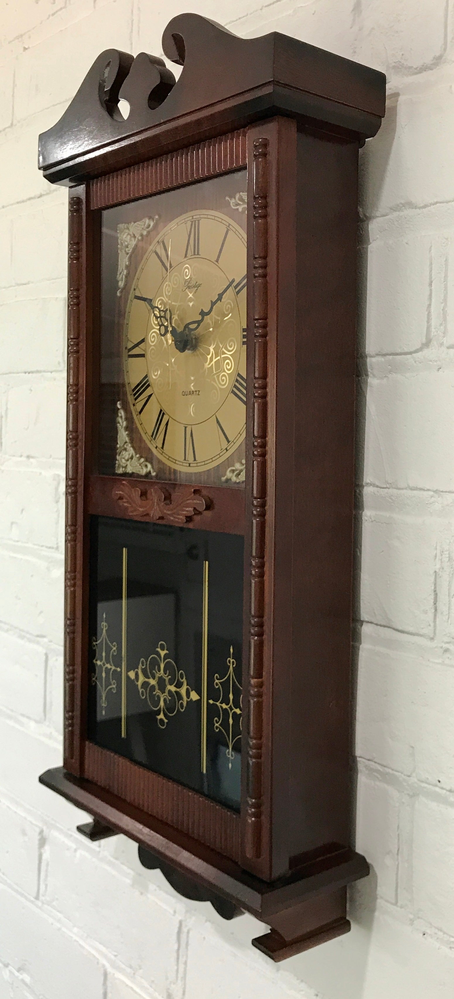 Vintage Prestige Battery Wall Clock | eXibit collection