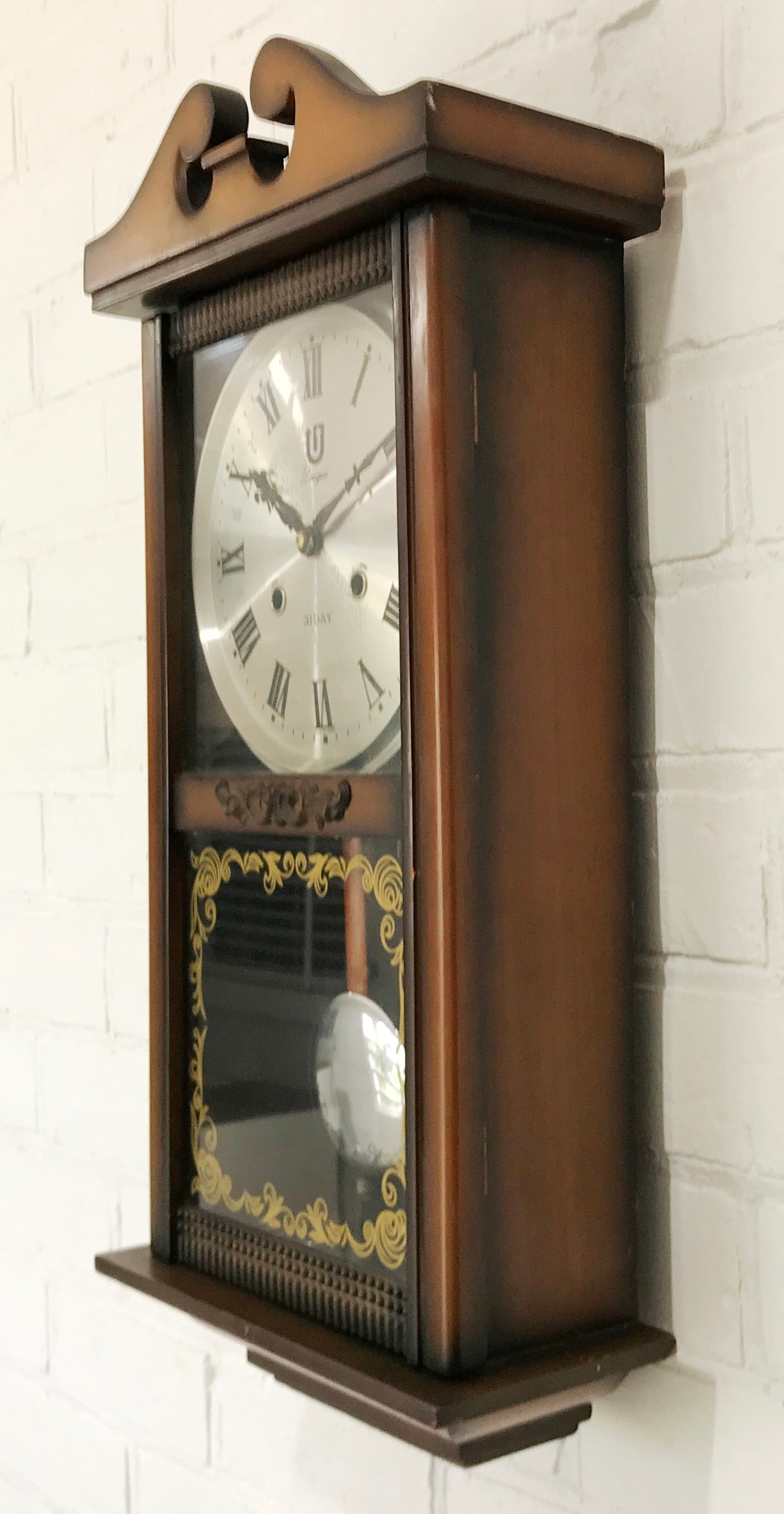 Vintage 31 Day Unique Wall Clock | eXibit collection