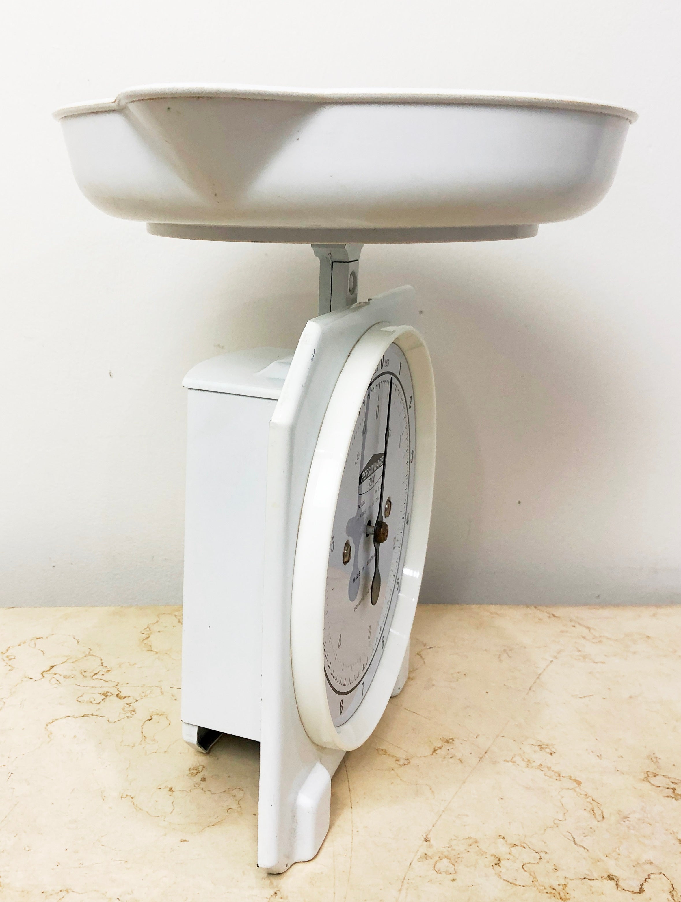 Original Vintage Persinware Kitchen Scale | eXibit collection