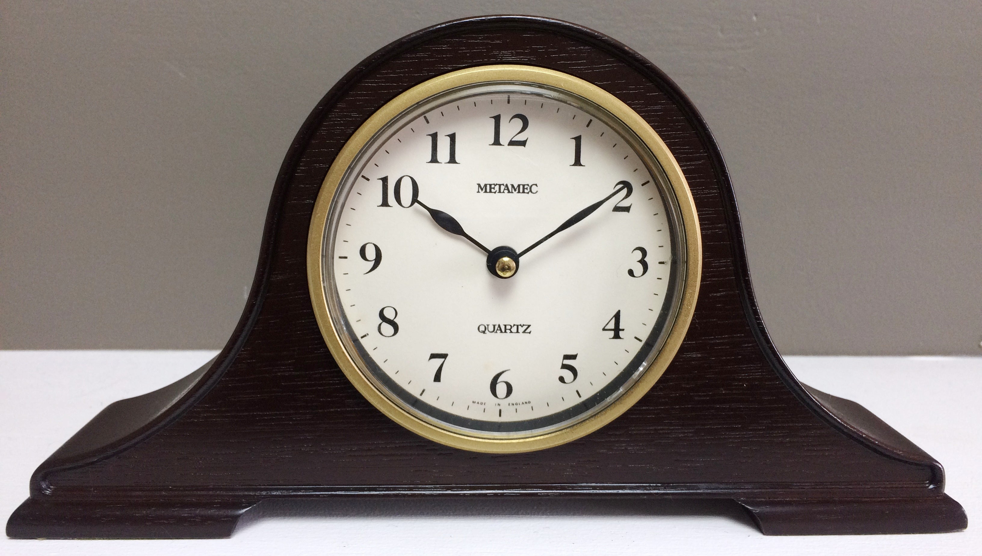 Vintage Mantel Clock - eXibit collection