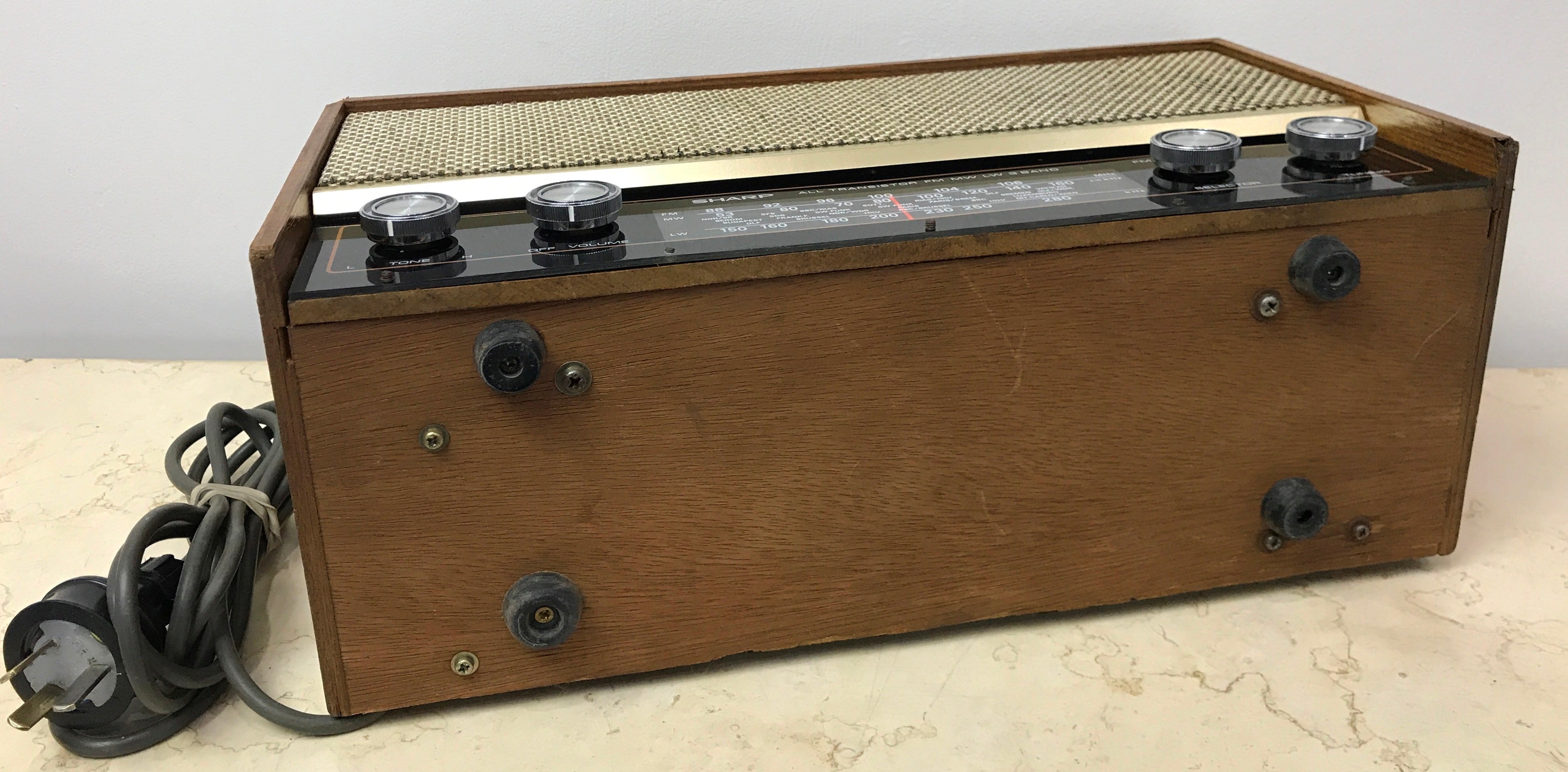 Vintage SHARP 3 Band Transistor Radio | eXibit collection