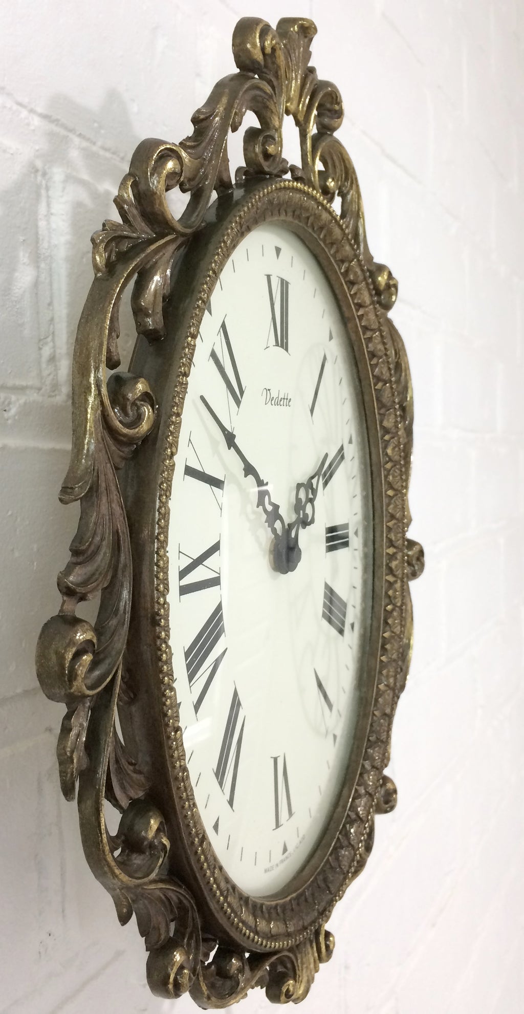 Antique Vintage Clocks & Décor | eXibit collection