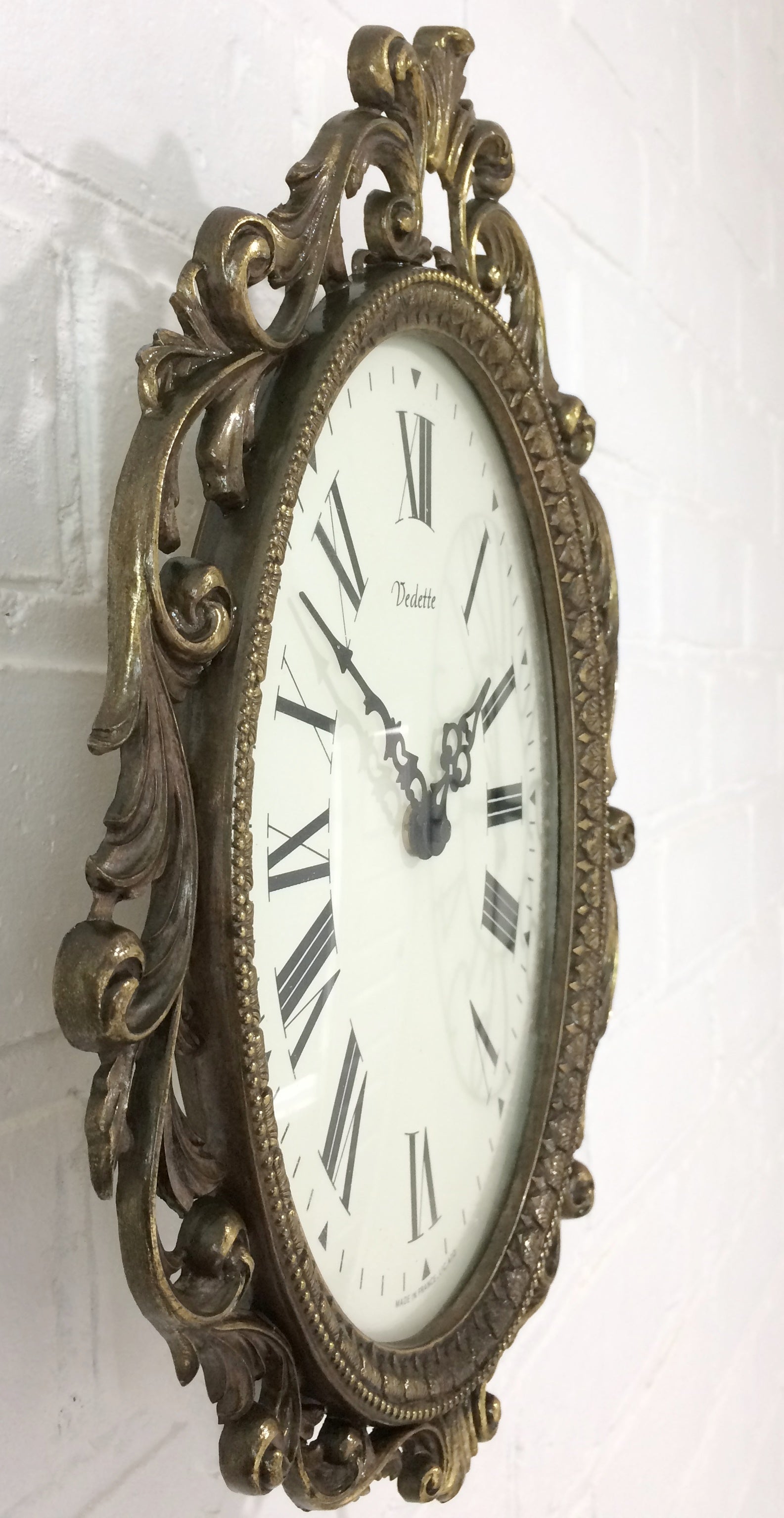 Antique Vintage Clocks & Décor | eXibit collection