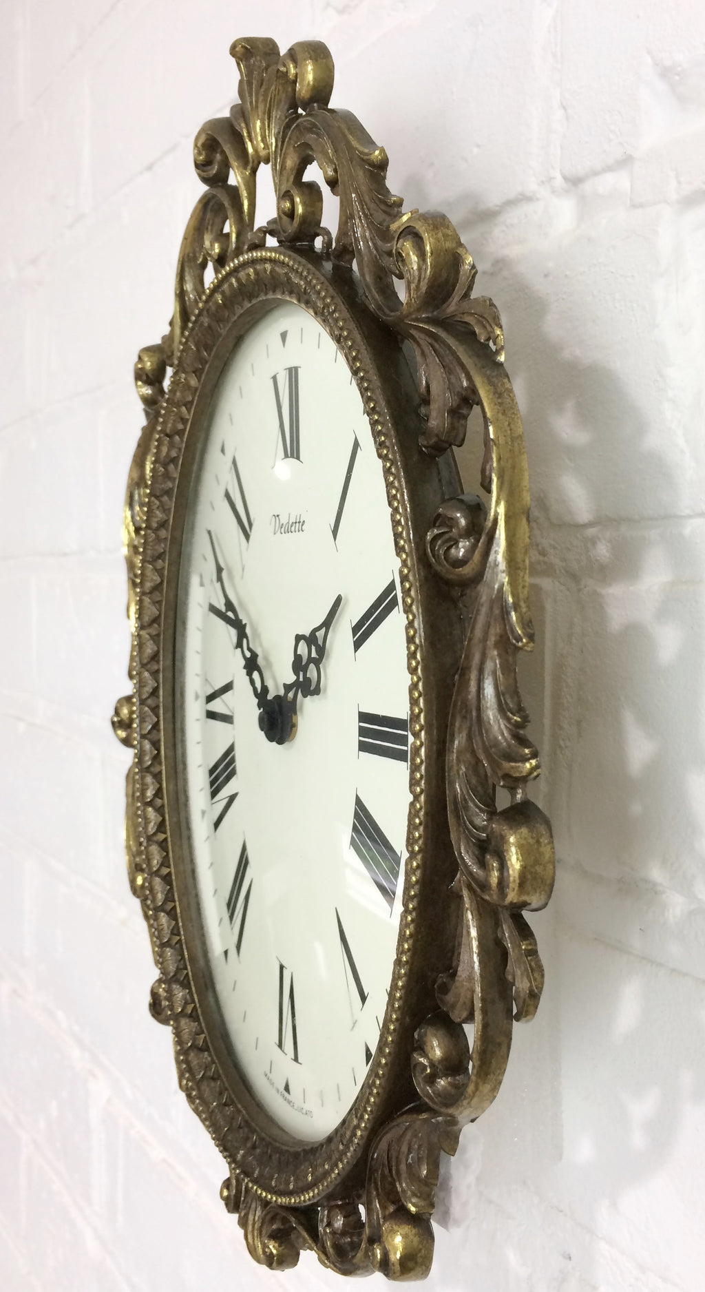 Antique Vintage Clocks & Décor | eXibit collection