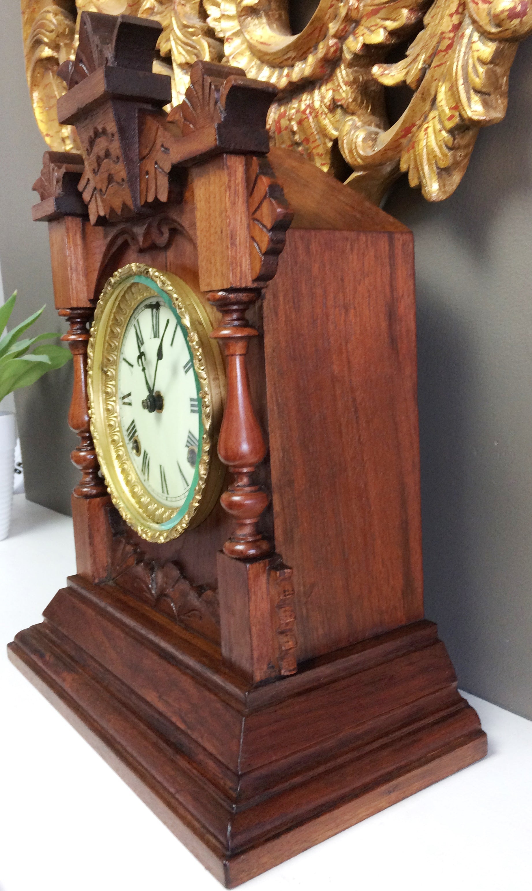 Antique Vintage Clocks & Décor | eXibit collection