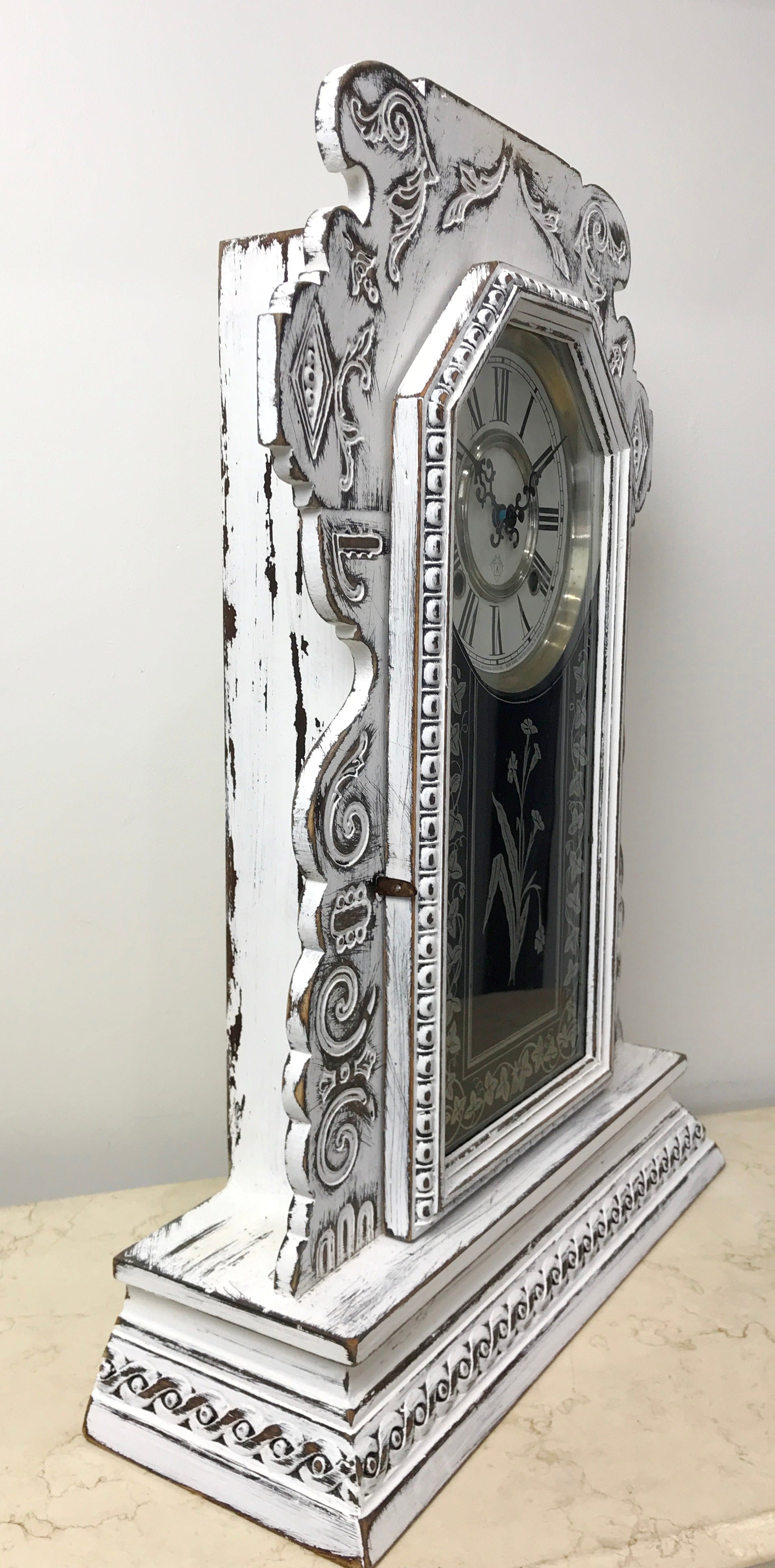 Antique Ansonia Kitchen Quartz Battery Mantel Clock | eXibit collection