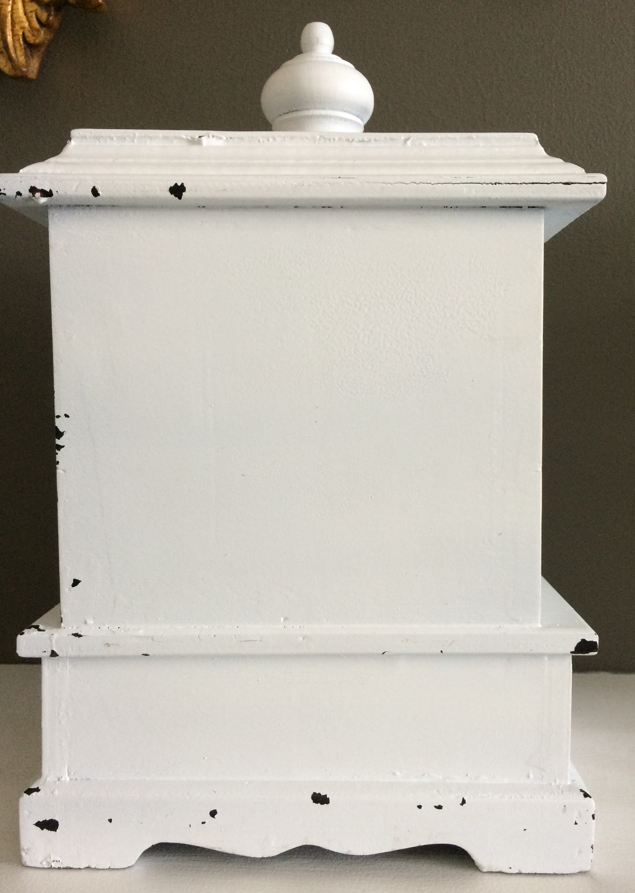 Antique Vintage Clocks & Décor | eXibit collection