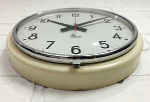 Vintage MICRO Electric Quartz Wall Clock | eXibit collection