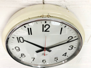 Vintage MICRO Electric Quartz Wall Clock | eXibit collection