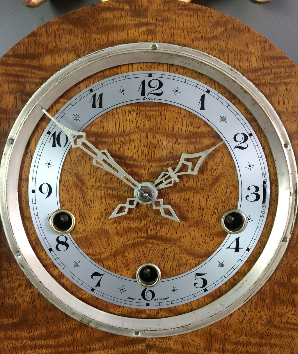 Antique Vintage Clocks & Décor | eXibit collection