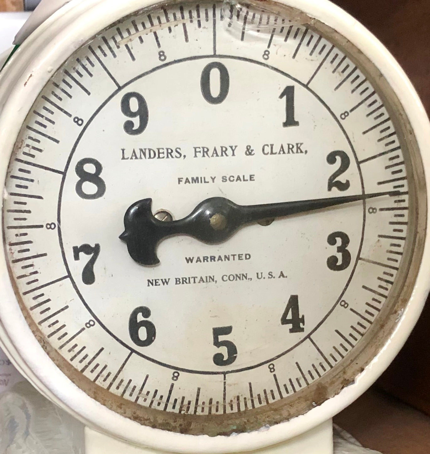 Antique Landers Frary & Clark Family Kitchen Scale | eXibit collection